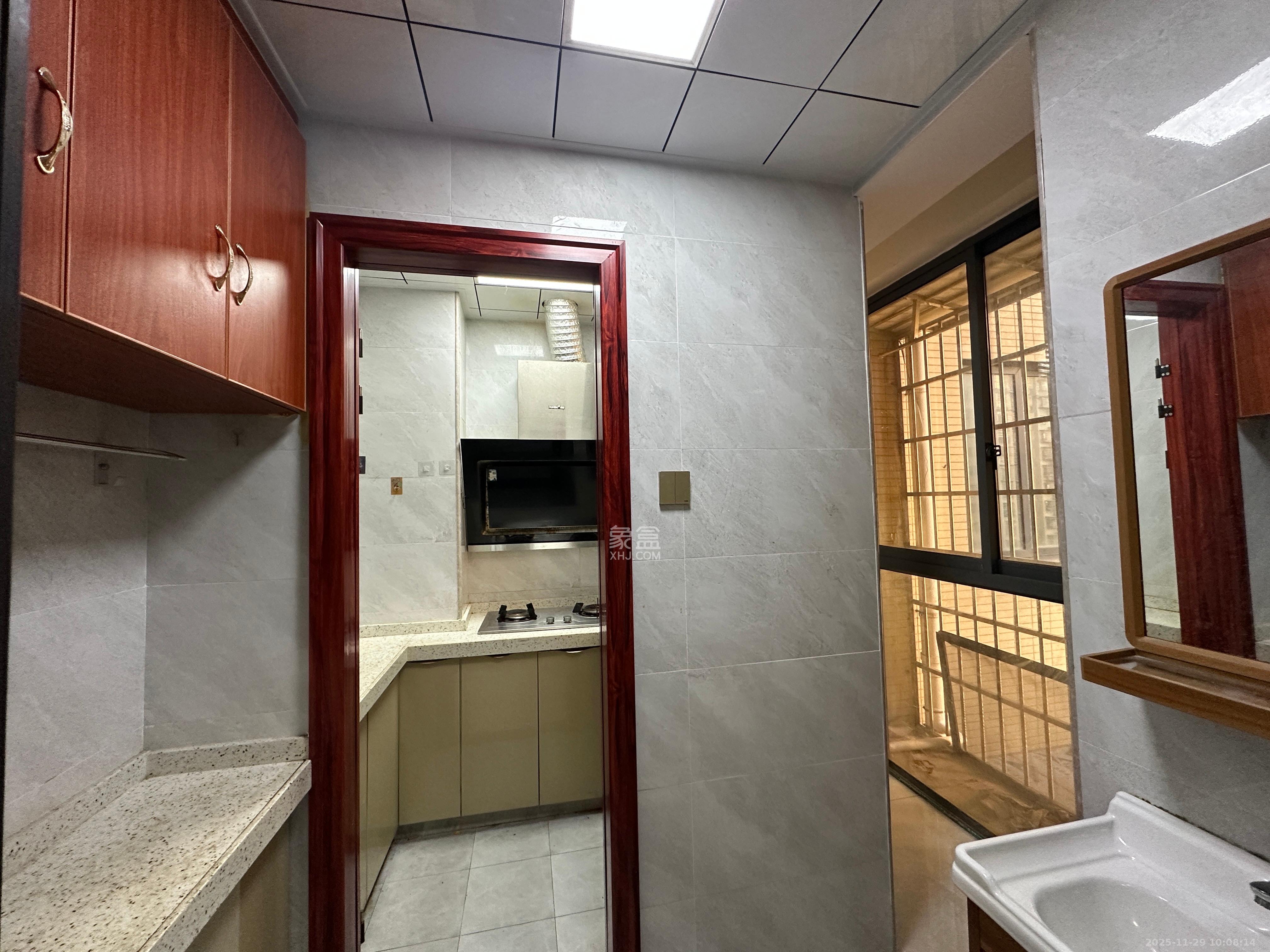 星城新宇川河苑  1室1厅1卫    1100.0元/月室内图