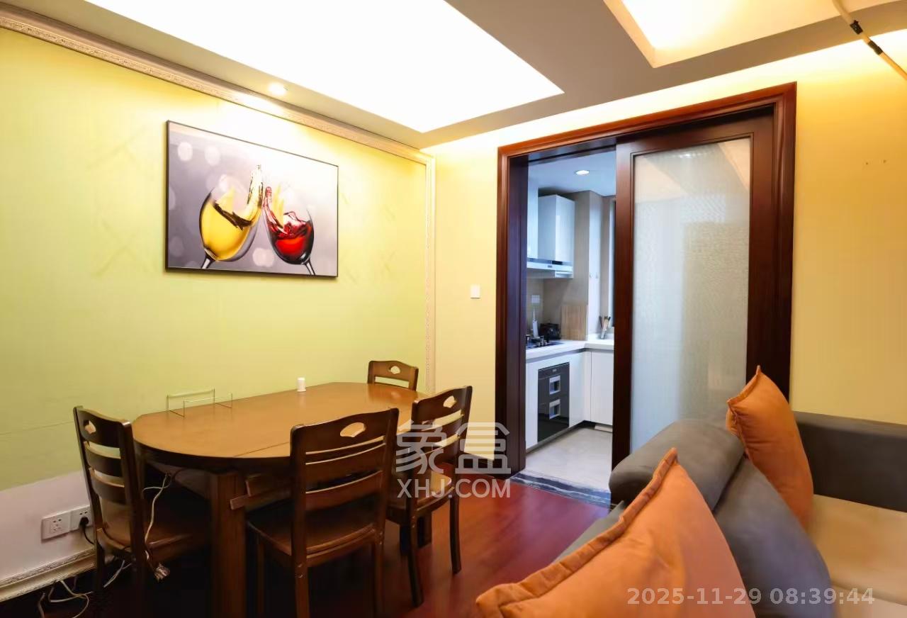 复地崑玉国际一期 2室2厅1卫 4300.0元/月 复地崑玉国际一期 2室2厅1卫 4300.0元/月室内图