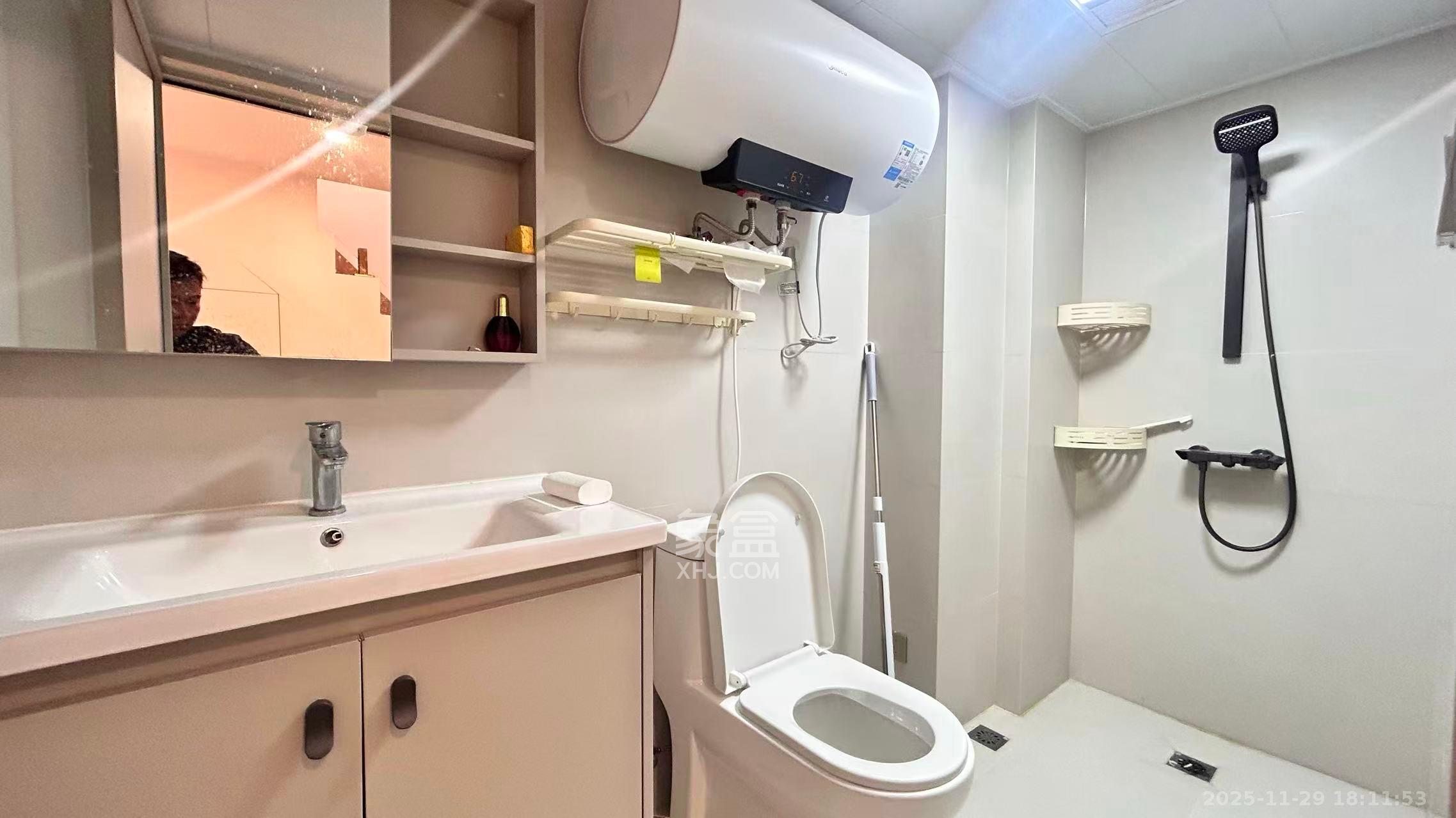 华申阳光城未来悦  1室1厅1卫    1700.0元/月室内图