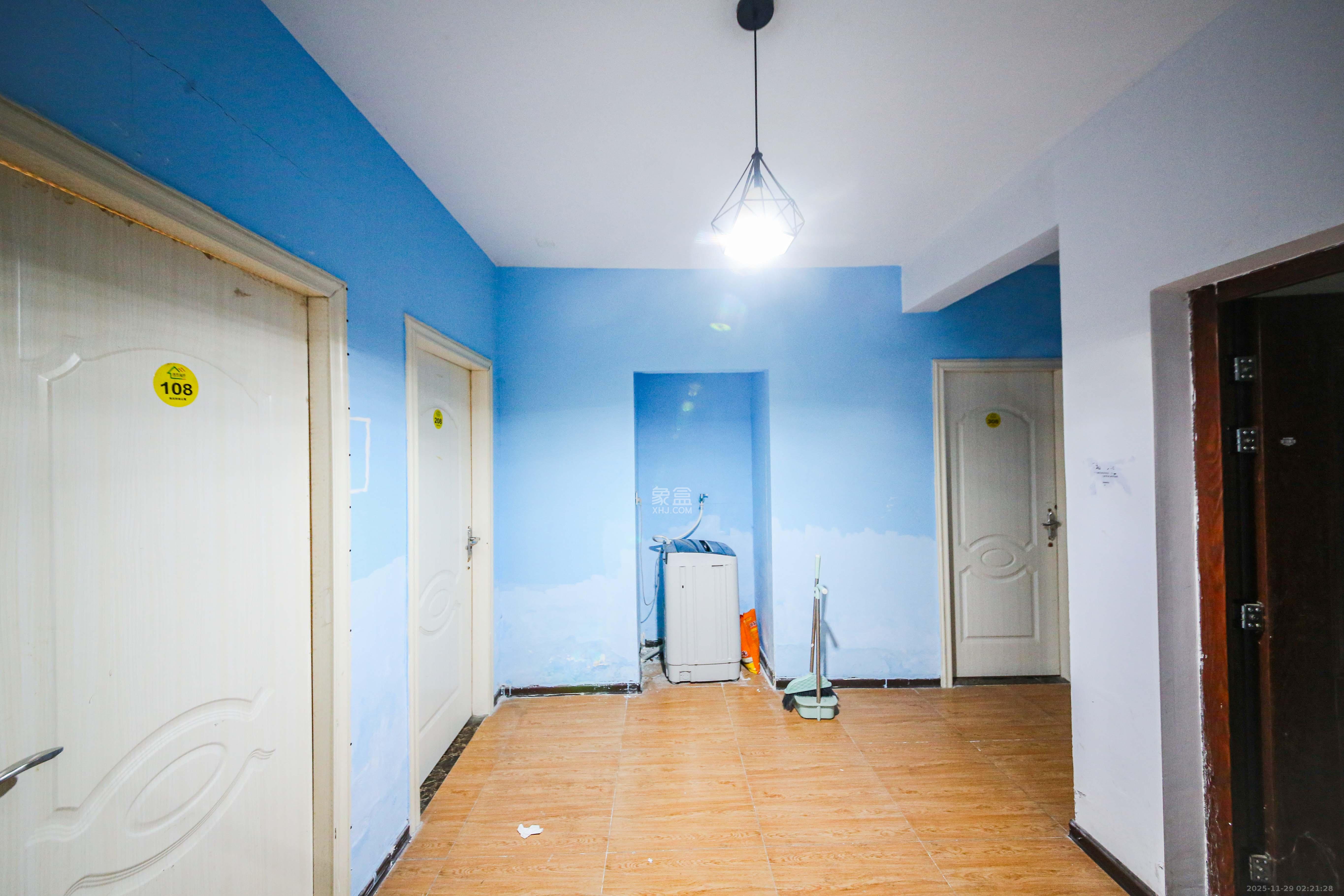 润屋美院  4室2厅2卫    132.0万