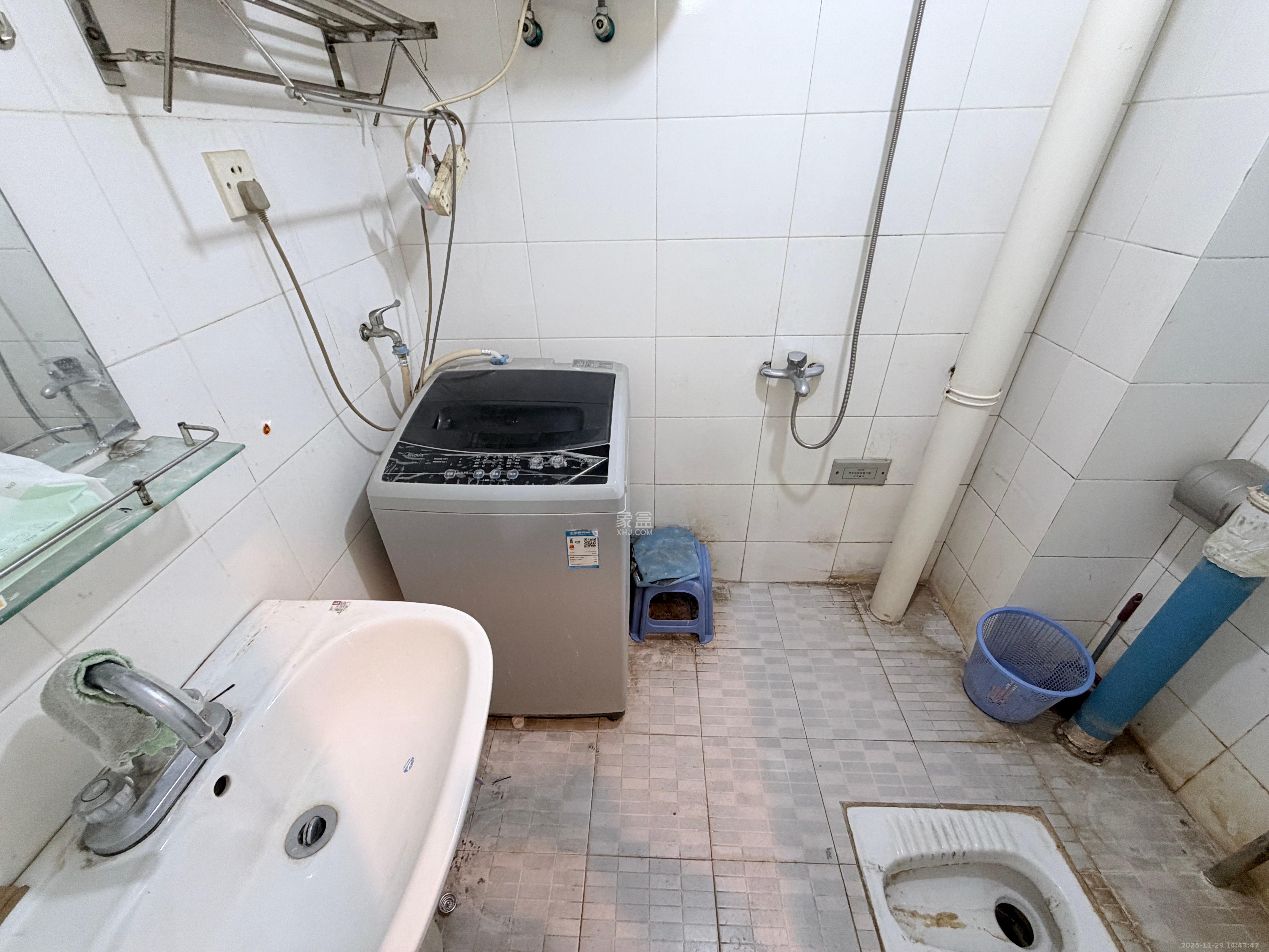 东方公寓 1室0厅1卫 1100.0元/月 东方公寓 1室0厅1卫 1100.0元/月室内图