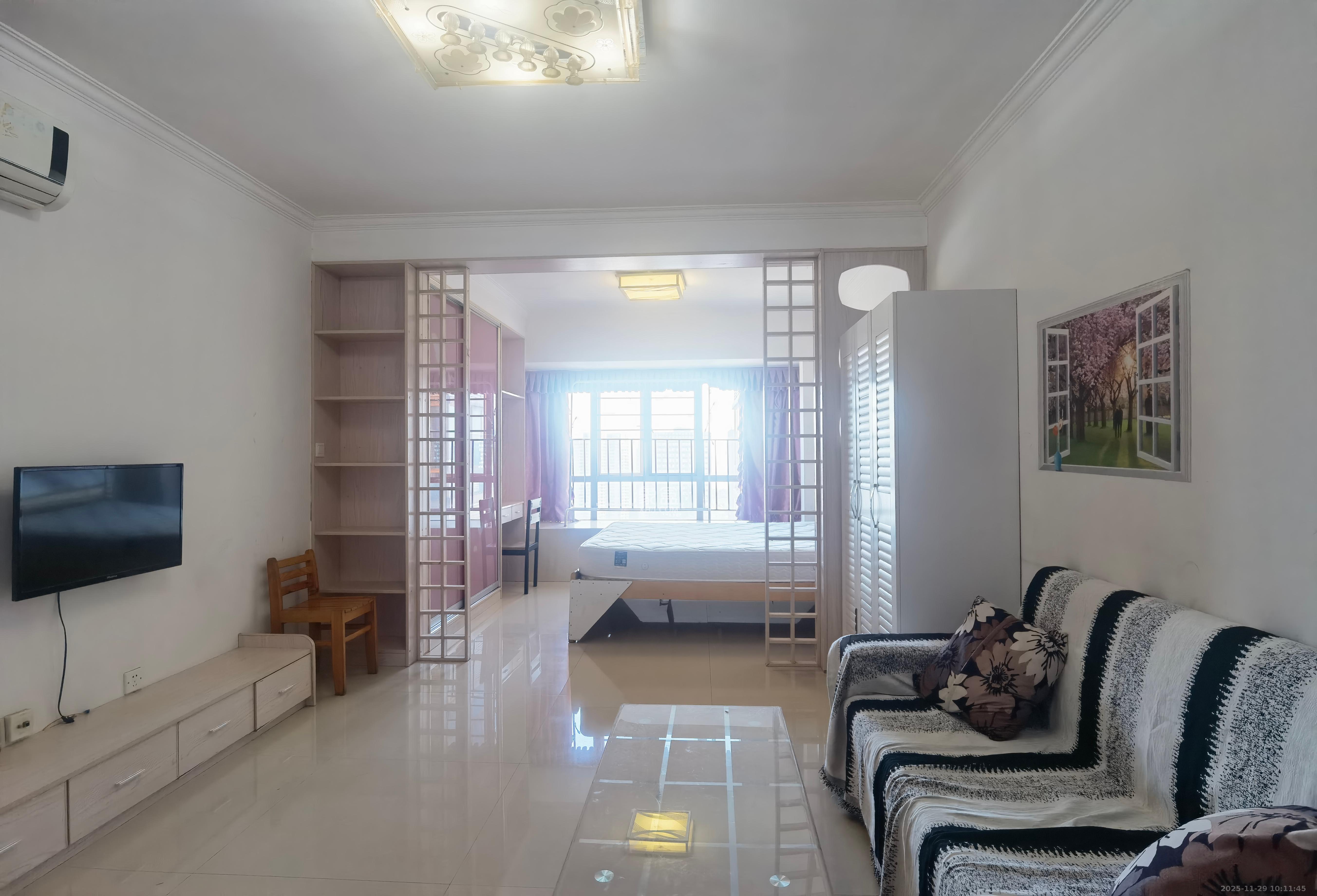 星尚520  1室1厅1卫    1350.0元/月