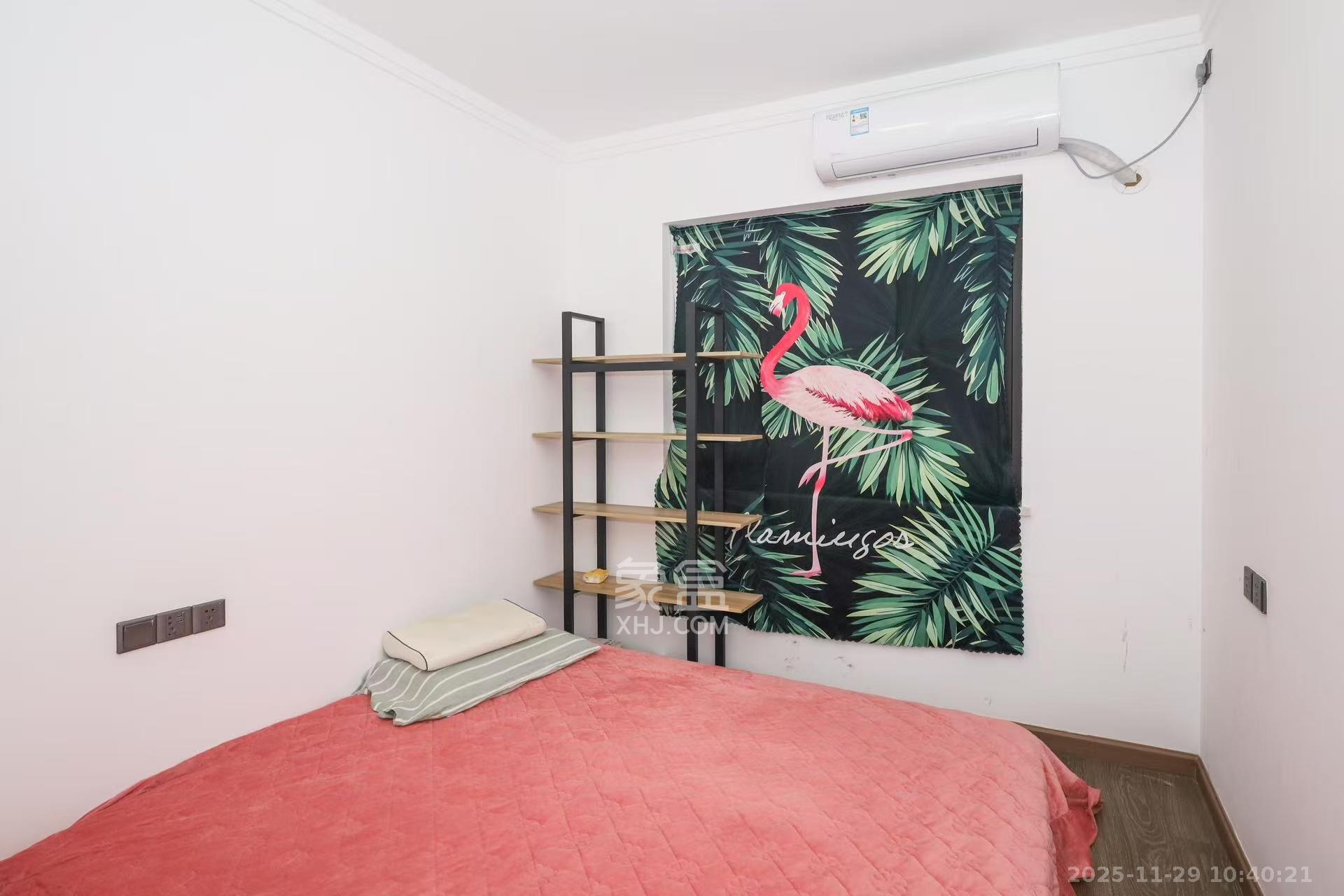 招商华发依云曦城 4室2厅2卫 2600.0元/月 招商华发依云曦城 4室2厅2卫 2600.0元/月室内图