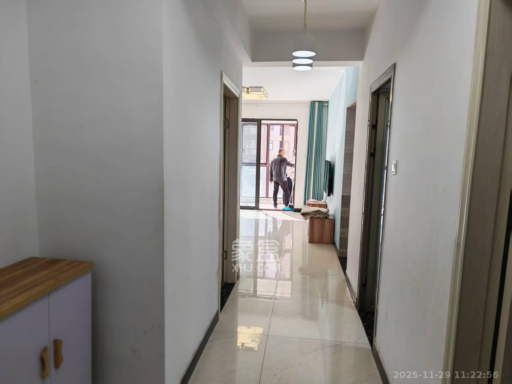 福天藏郡院子  3室2厅1卫    1800.0元/月室内图