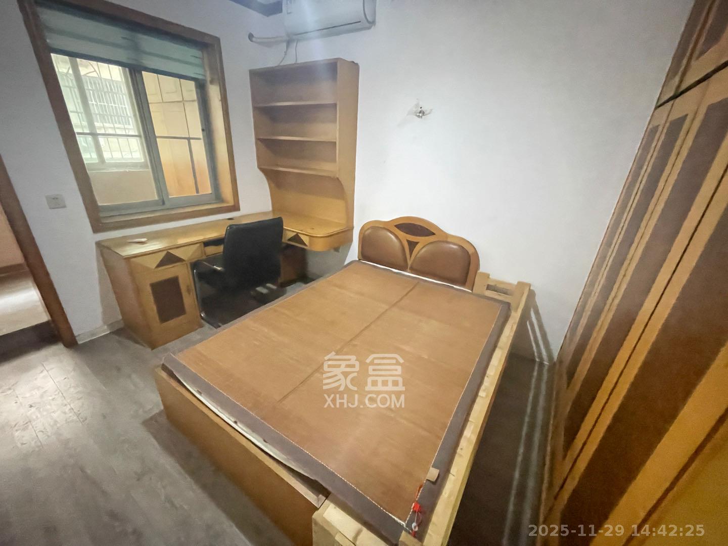 南园小区 2室2厅1卫 1500.0元/月 南园小区 2室2厅1卫 1500.0元/月室内图