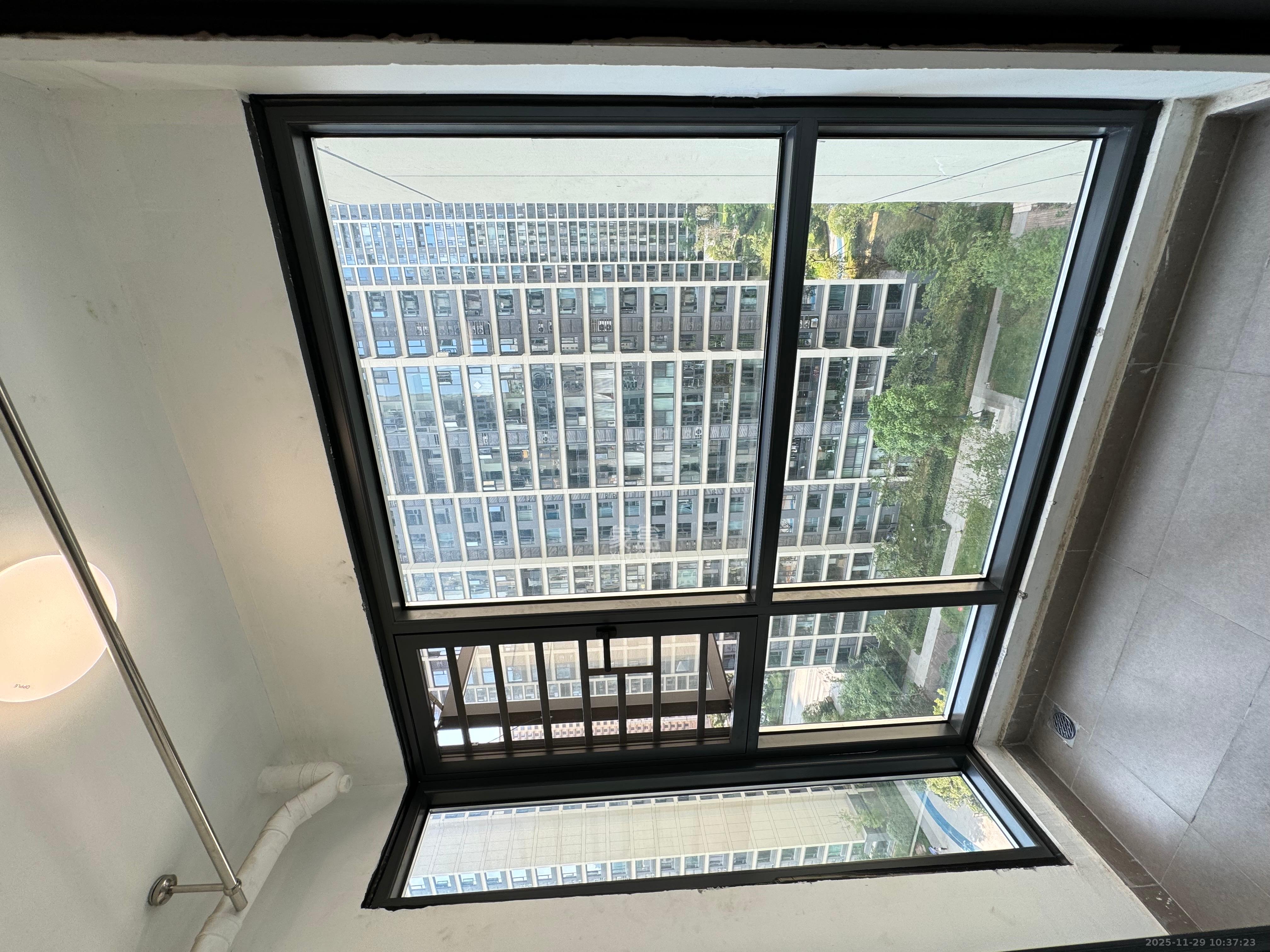 旭辉雨花郡  4室2厅2卫    4400.0元/月室内图