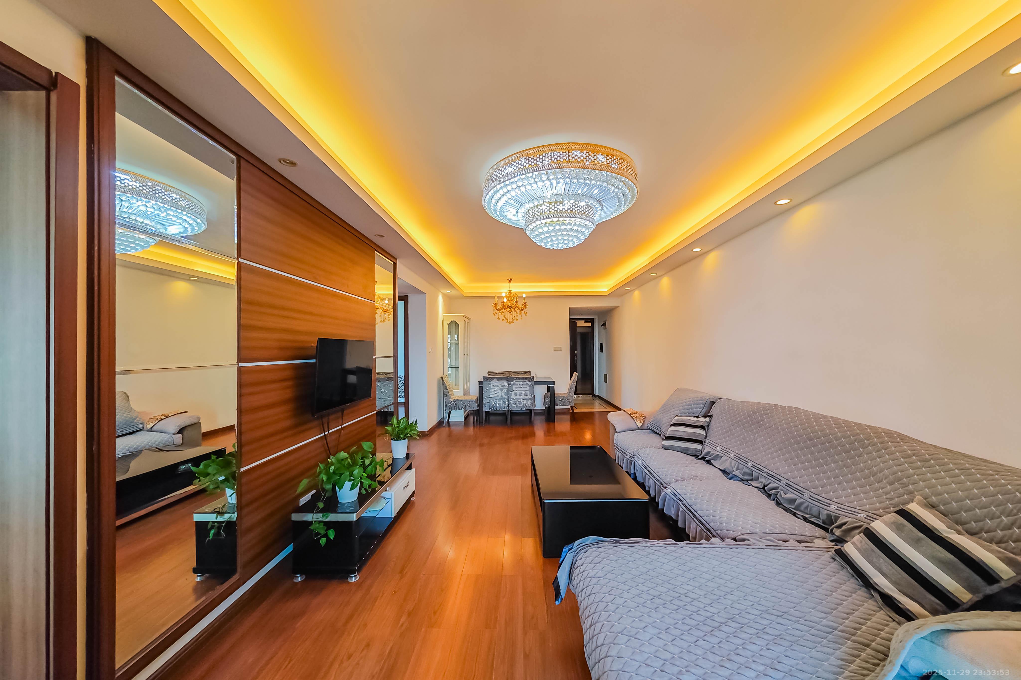 万科金域华府三四期  3室2厅1卫    90.0万