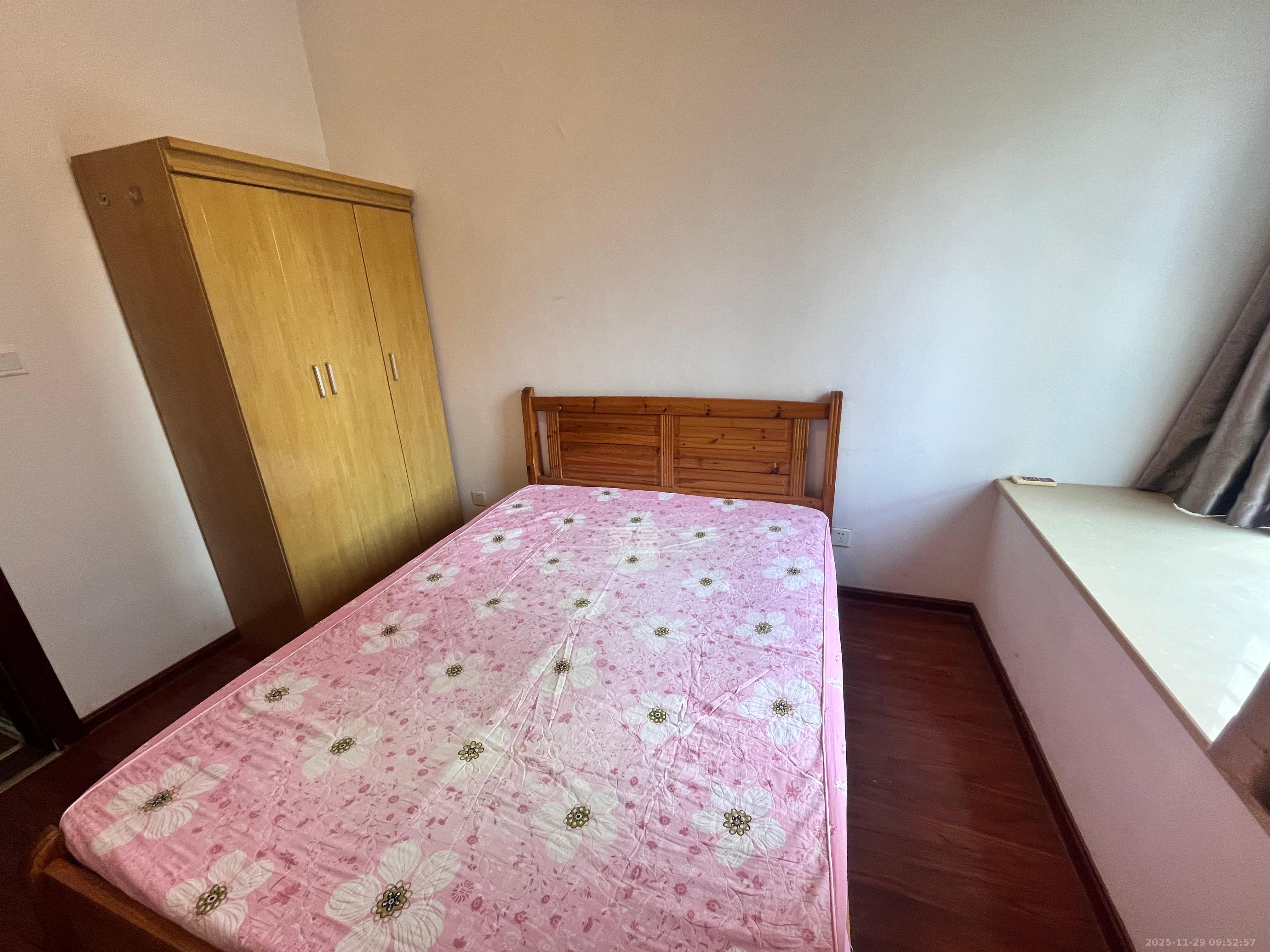 茶山馨苑 2室2厅1卫 2100.0元/月 茶山馨苑 2室2厅1卫 2100.0元/月室内图