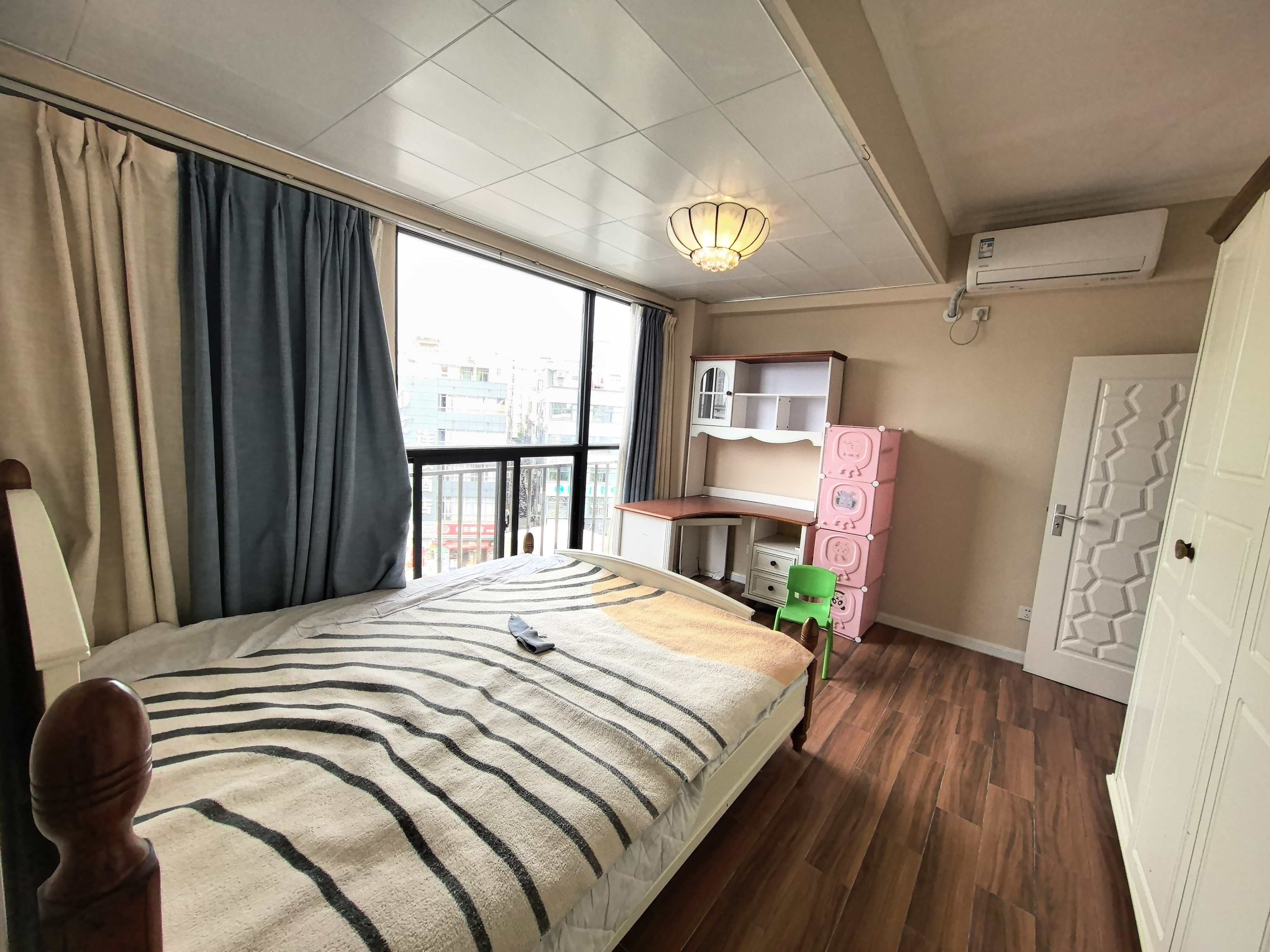 锦江丽都  3室2厅1卫    3000.0元/月室内图