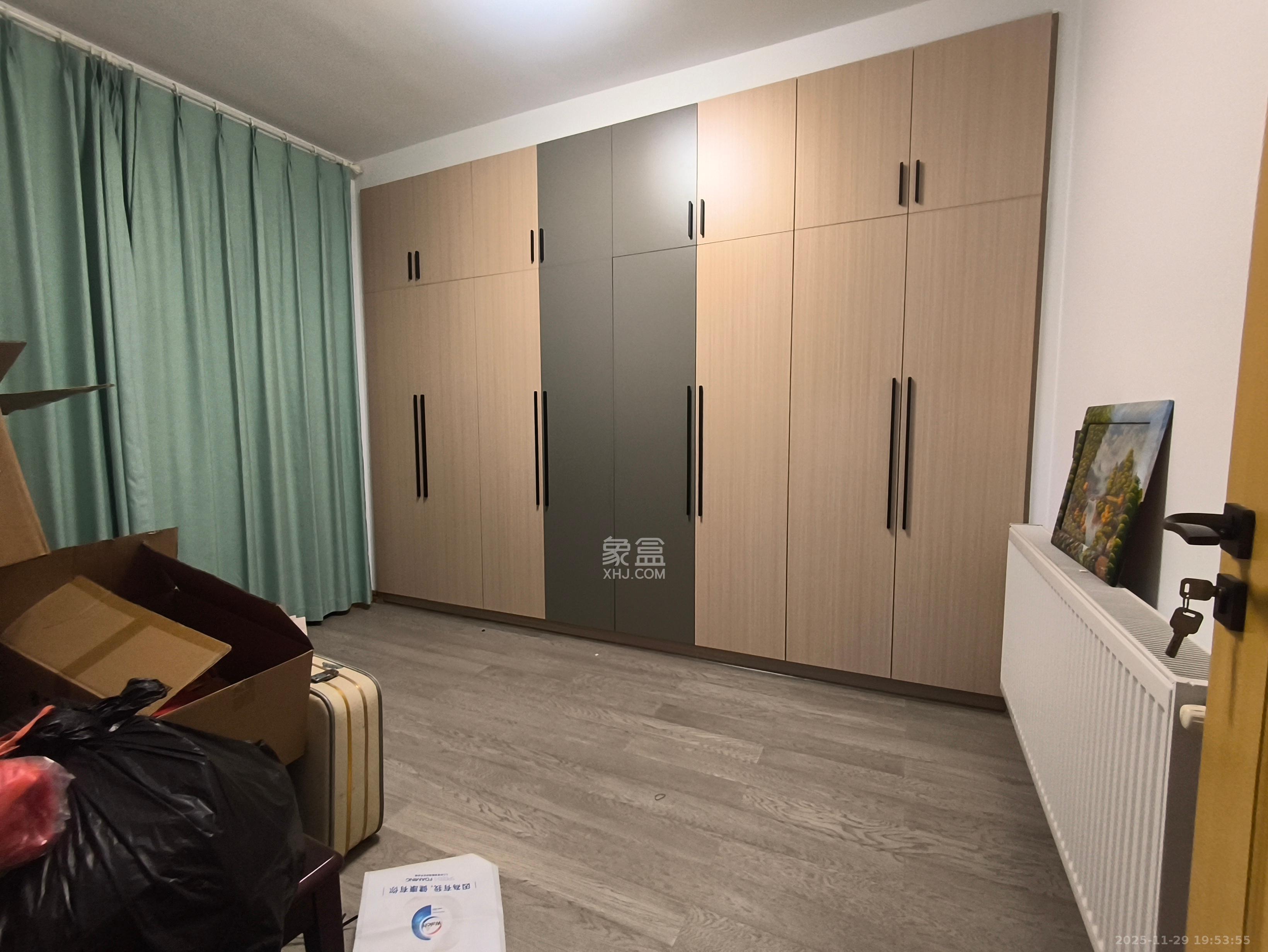 锦绣家园  4室2厅2卫    4000.0元/月室内图