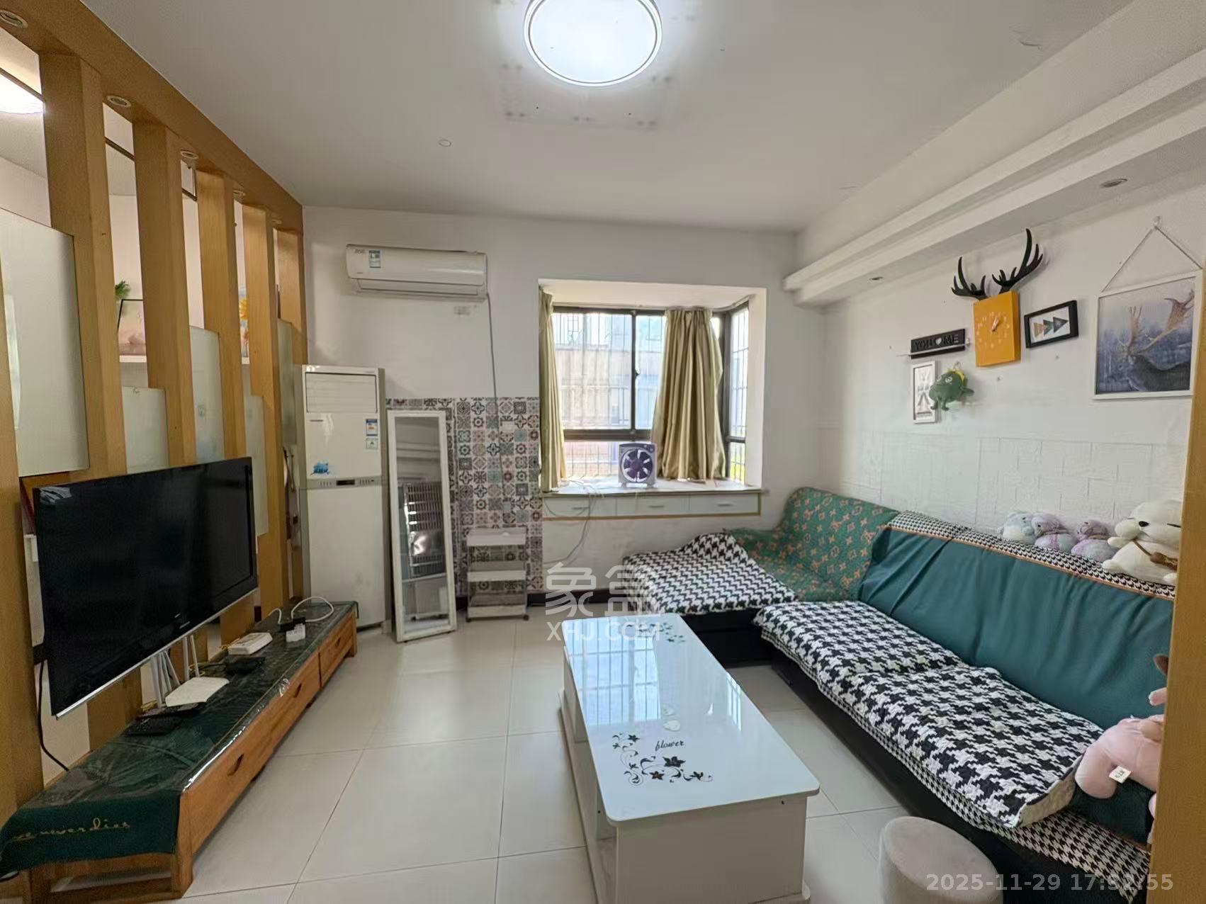 万树丹堤 2室2厅1卫 1800.0元/月 万树丹堤 2室2厅1卫 1800.0元/月室内图