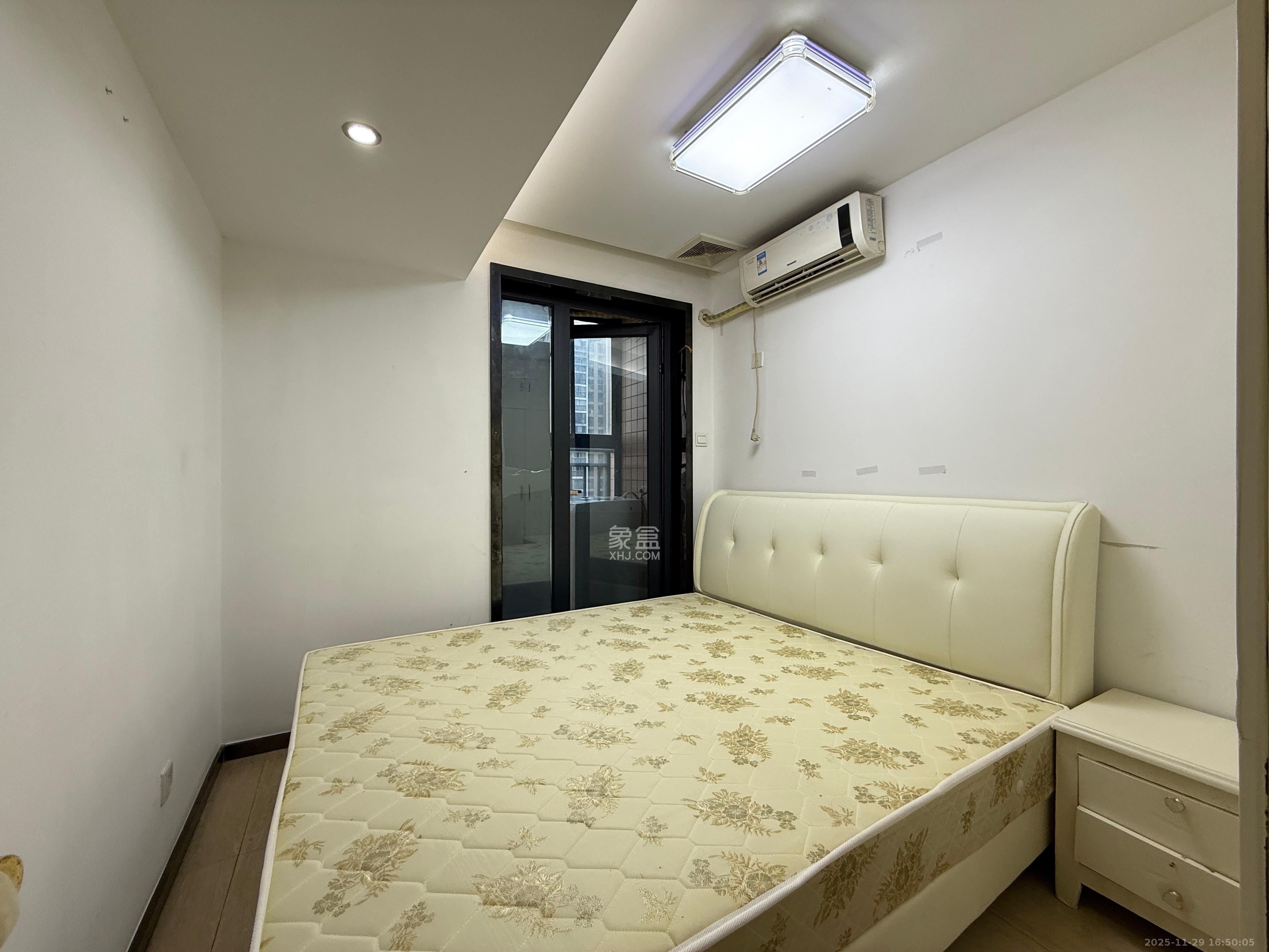 凯通国际城(凯通朝庭) 2室1厅1卫 2100.0元/月 凯通国际城(凯通朝庭) 2室1厅1卫 2100.0元/月室内图