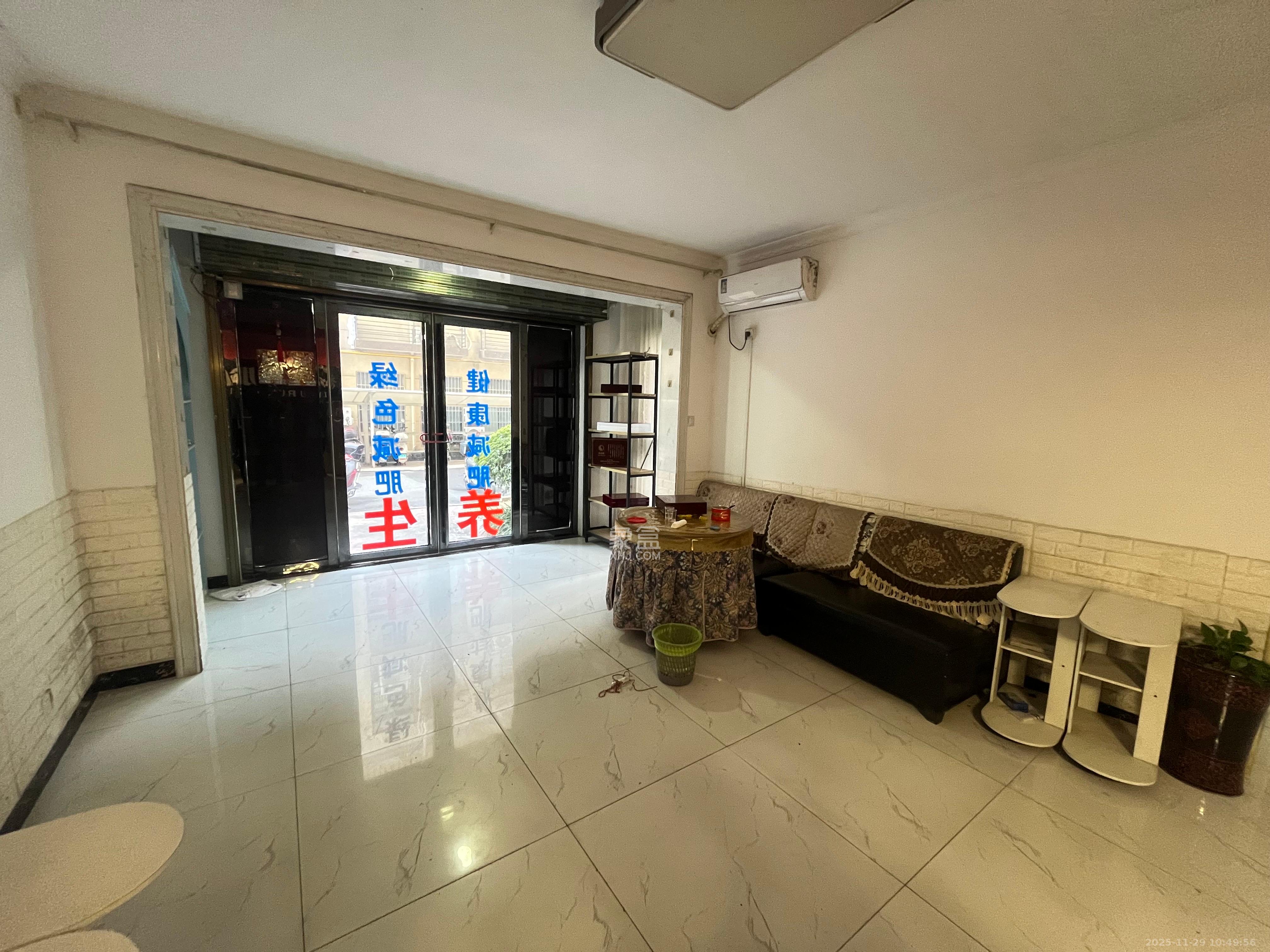 嘉顺苑  3室2厅1卫    3000.0元/月