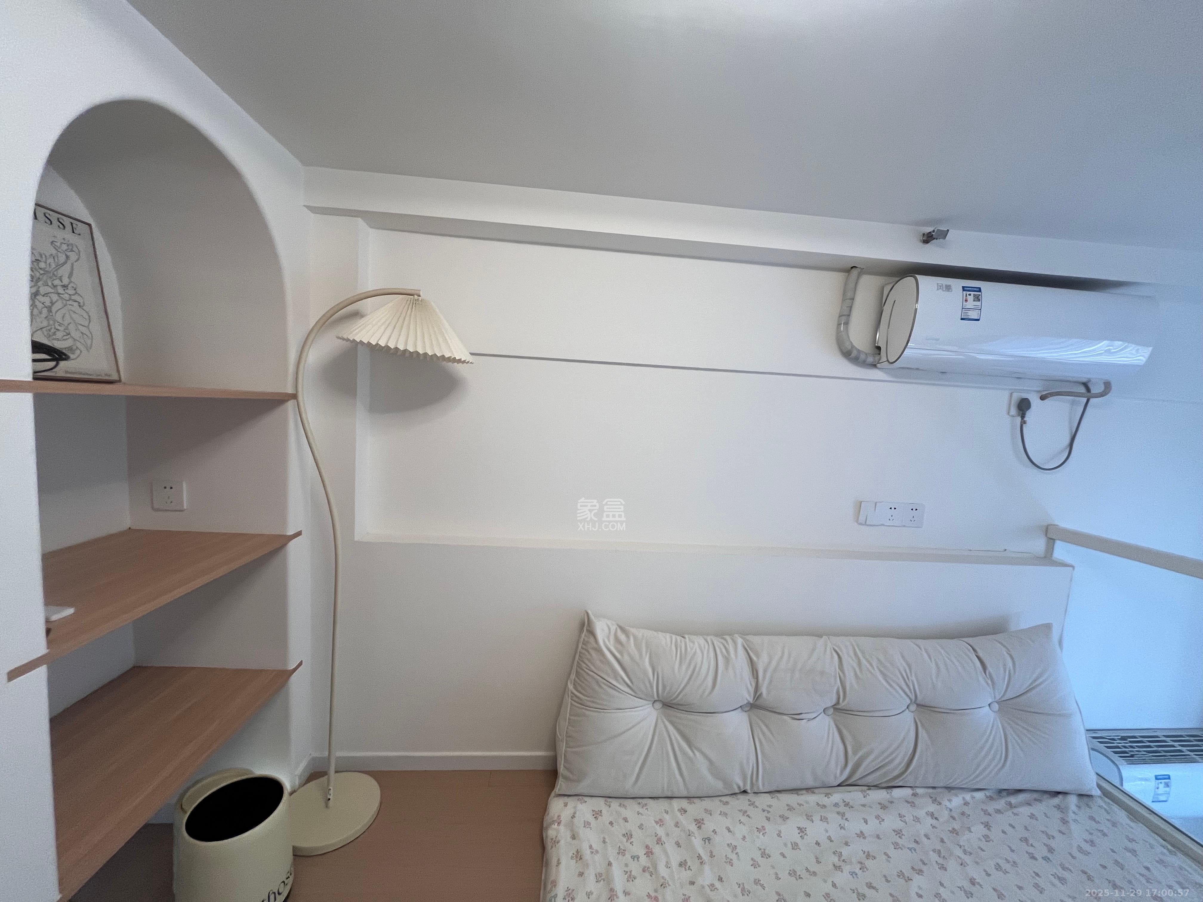 卓越江岸 2室1厅1卫 2600.0元/月 卓越江岸 2室1厅1卫 2600.0元/月室内图