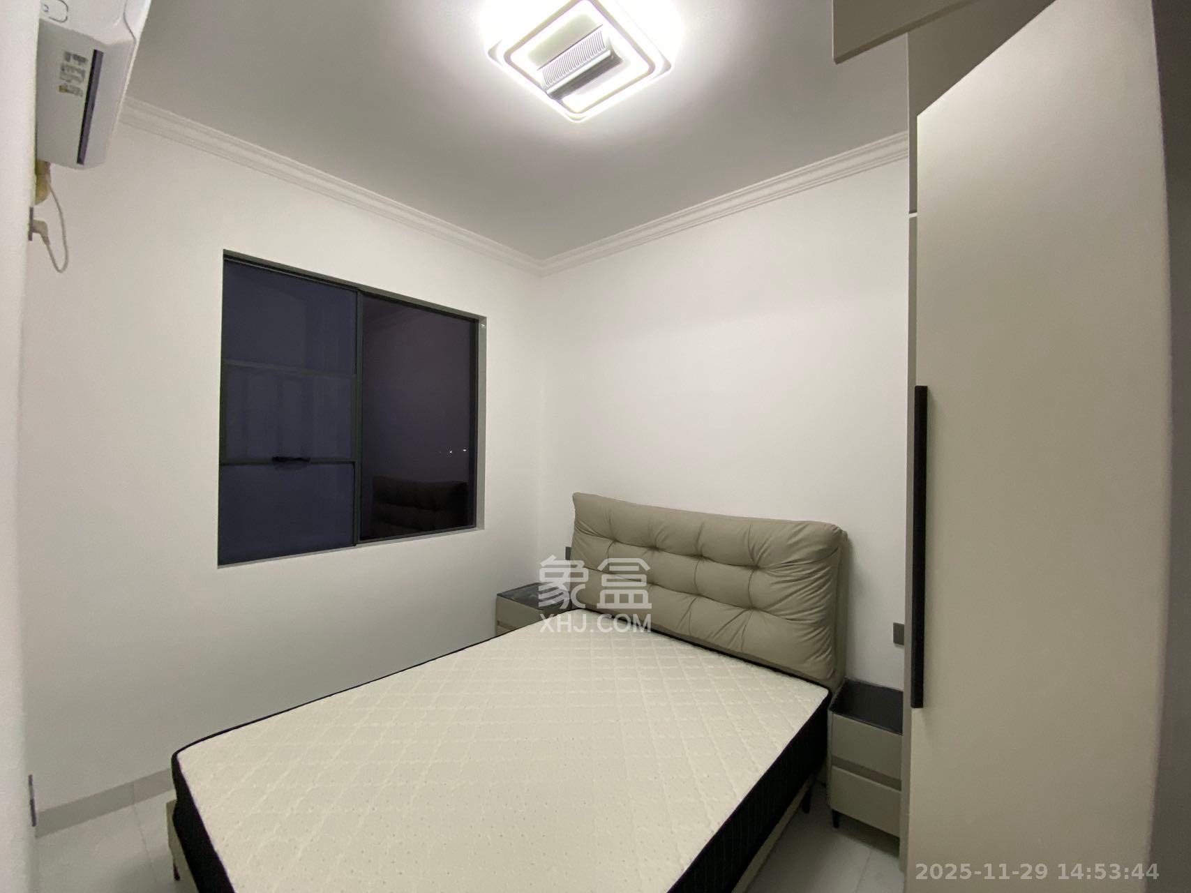 润和星河玥  3室2厅1卫    2400.0元/月