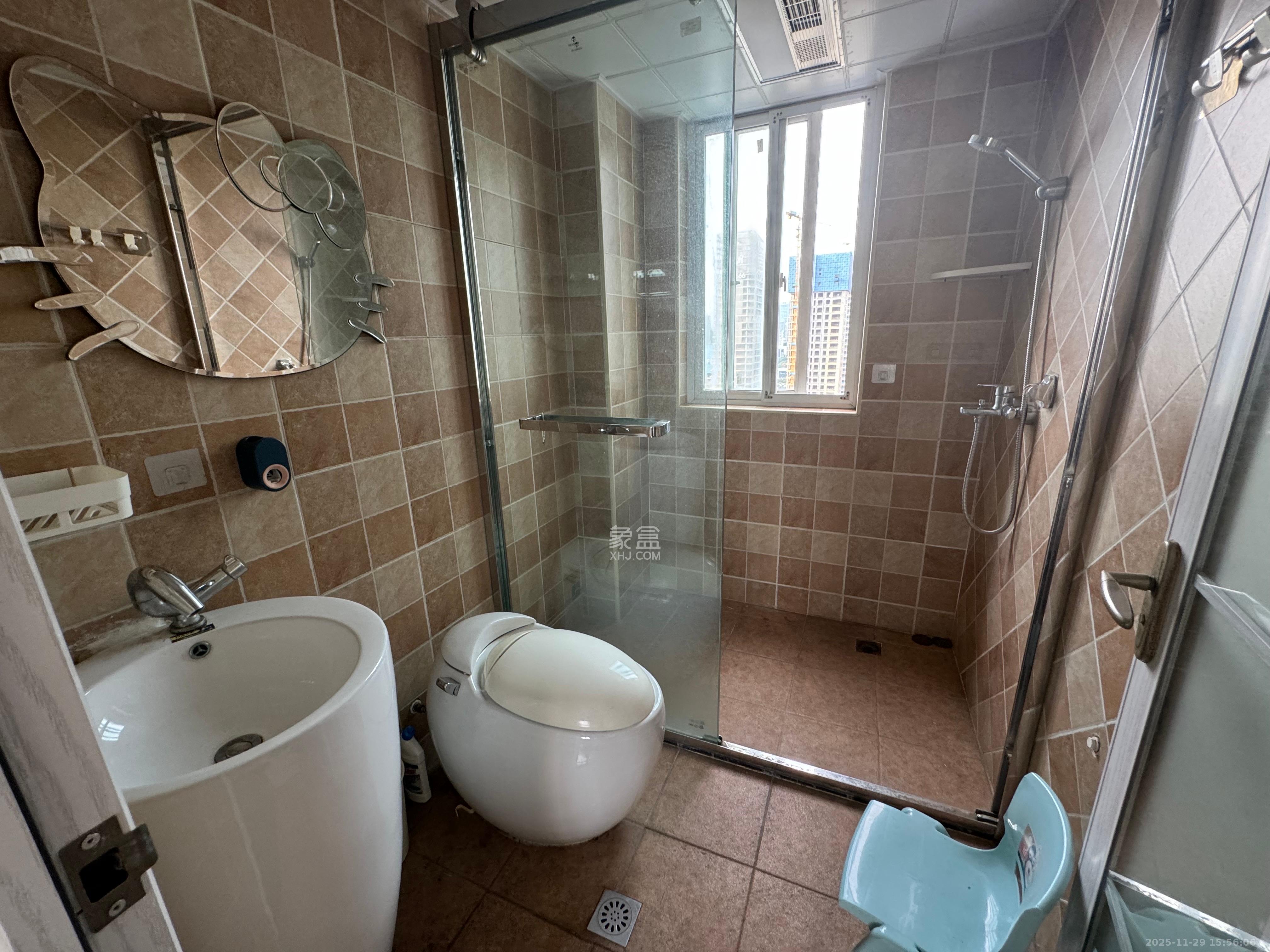 时代星城  3室2厅1卫    2200.0元/月室内图