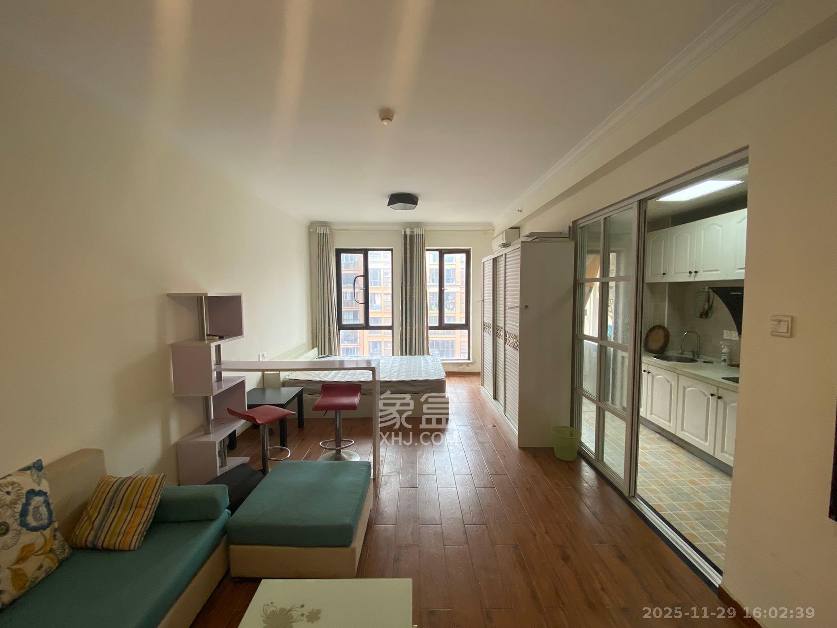 鑫远和城（一、二期）  1室1厅1卫    1400.0元/月