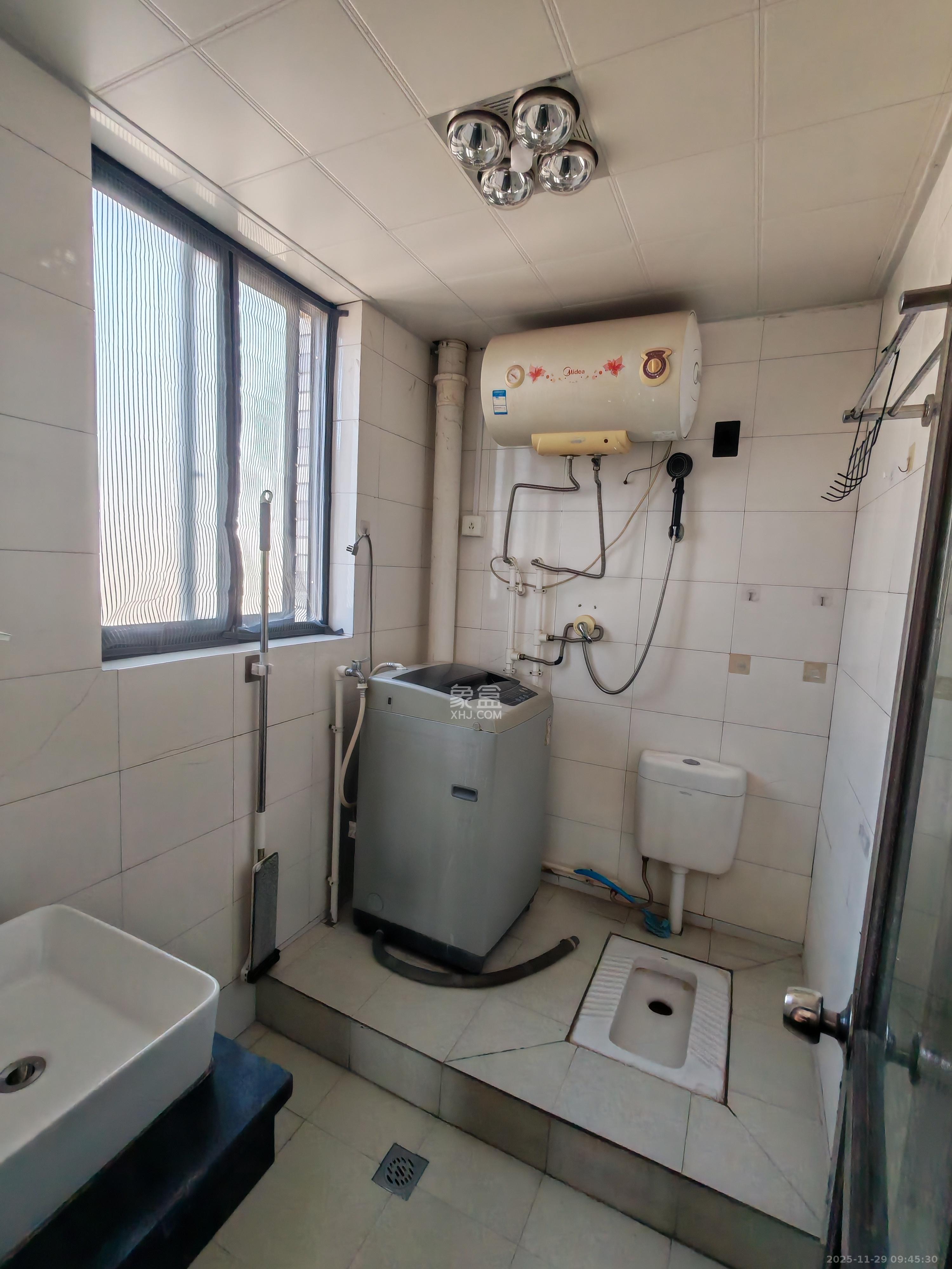 长丰小区  1室0厅1卫    1050.0元/月室内图