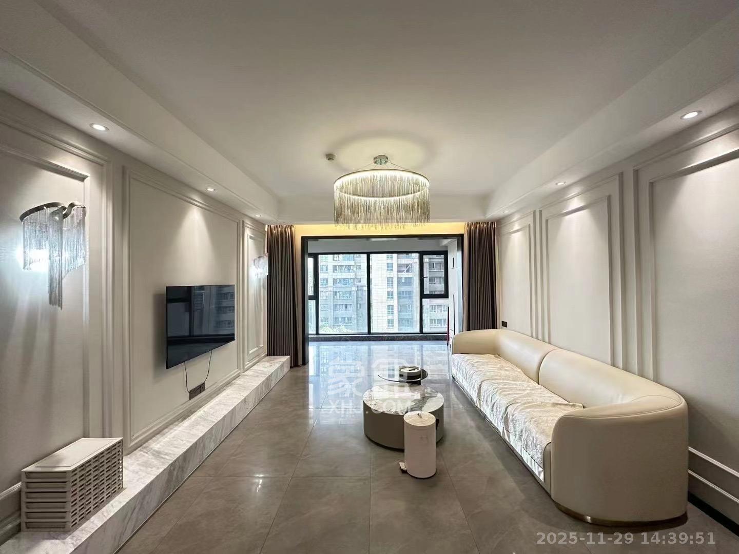 保利国际广场  1室2厅1卫    7000.0元/月室内图