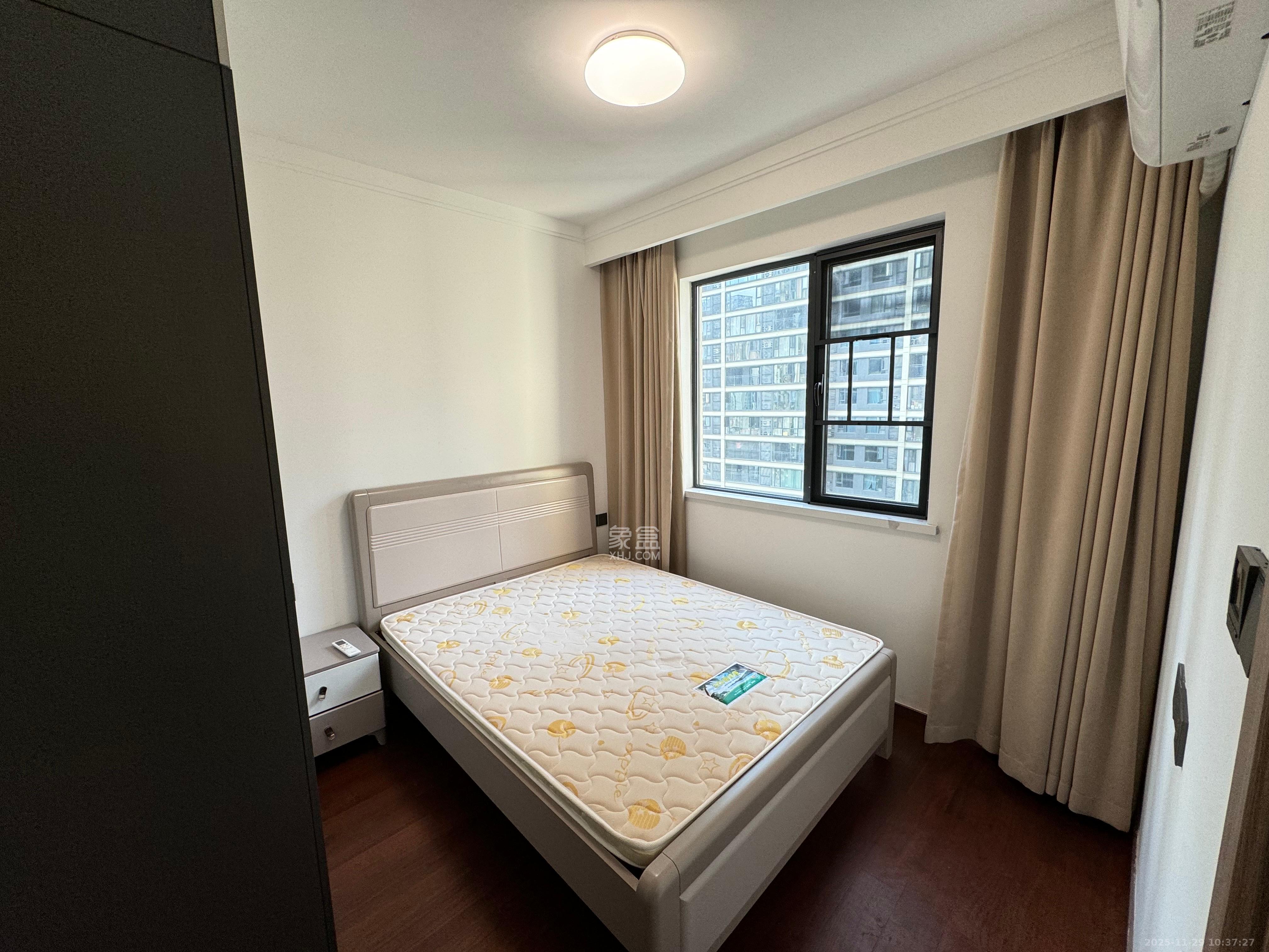 旭辉雨花郡 4室2厅2卫 4400.0元/月 旭辉雨花郡 4室2厅2卫 4400.0元/月室内图