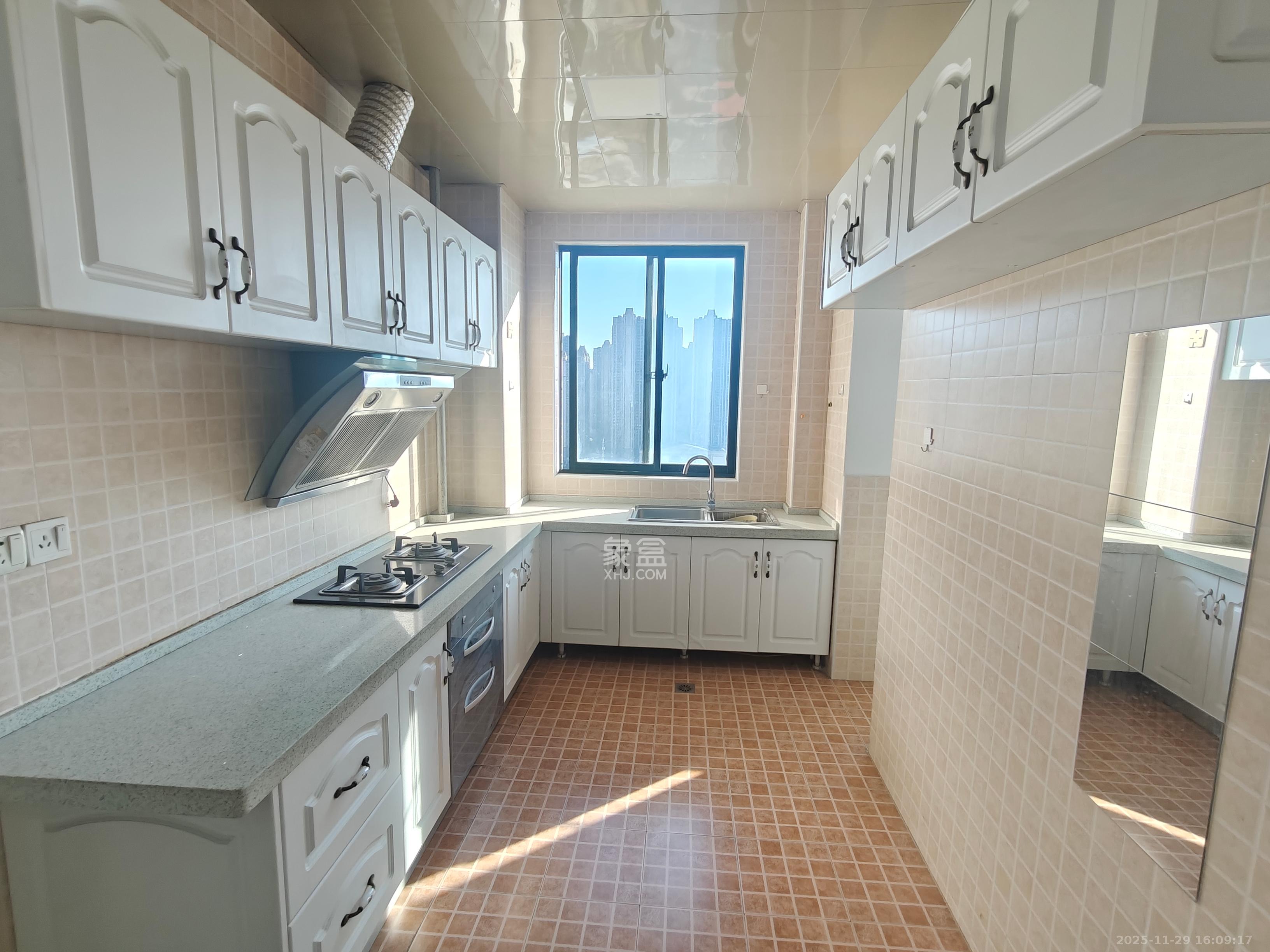 新城庭院  3室2厅2卫    50.8万室内图