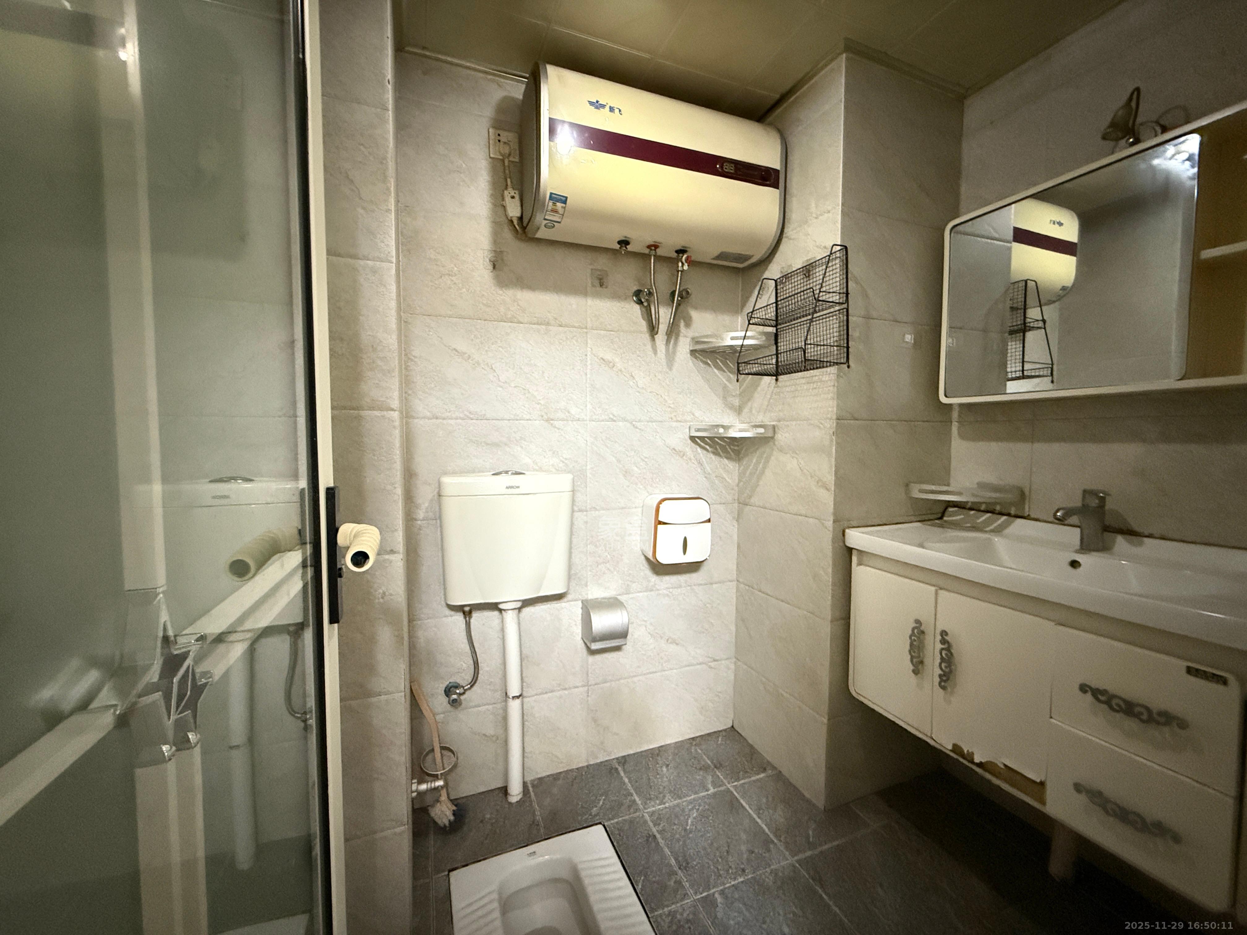 凯通国际城（凯通朝庭）  2室1厅1卫    2100.0元/月室内图