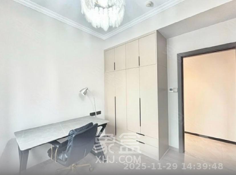 保利国际广场  1室2厅1卫    7000.0元/月室内图