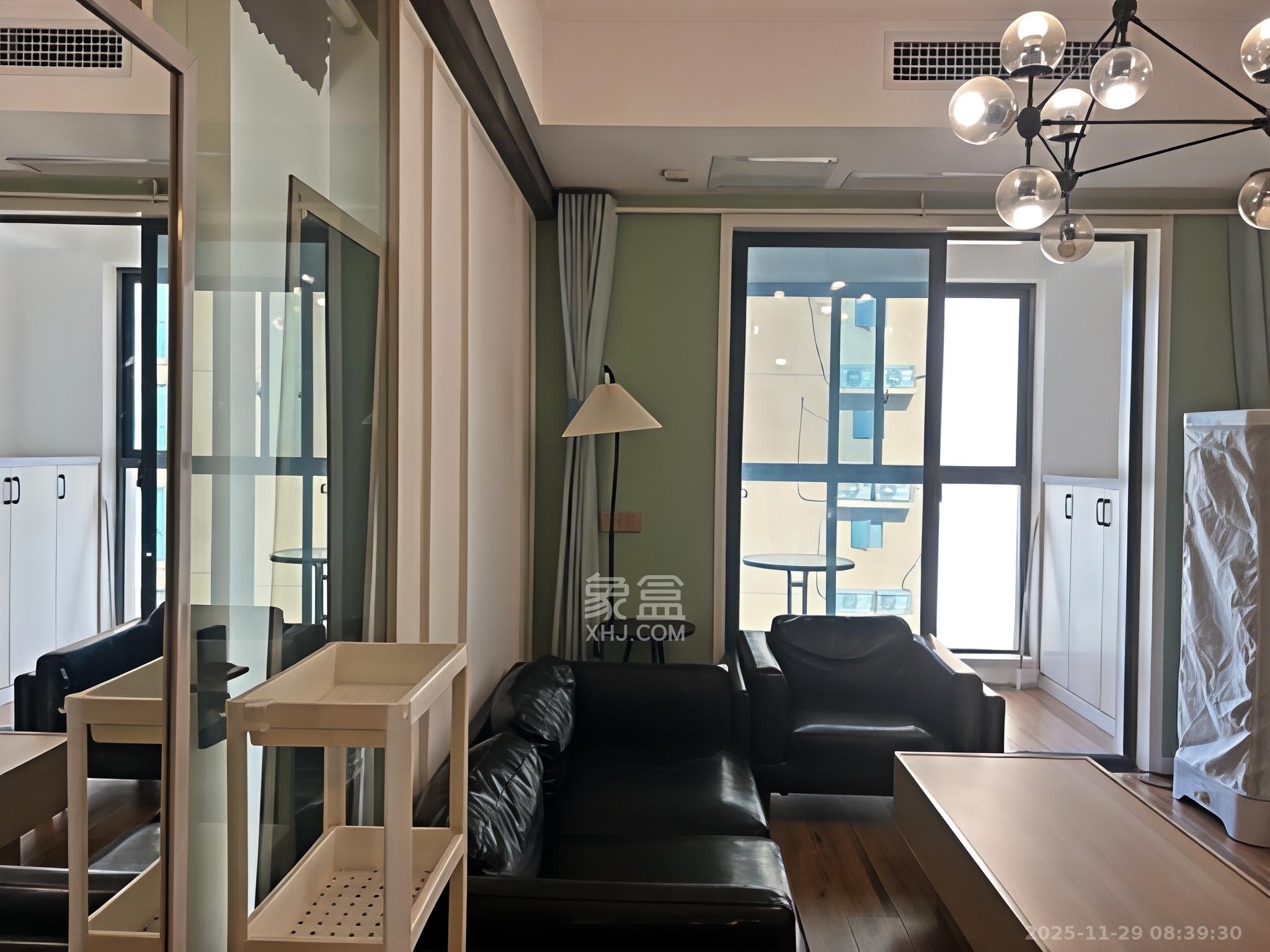 武广美誉  2室1厅1卫    2400.0元/月室内图