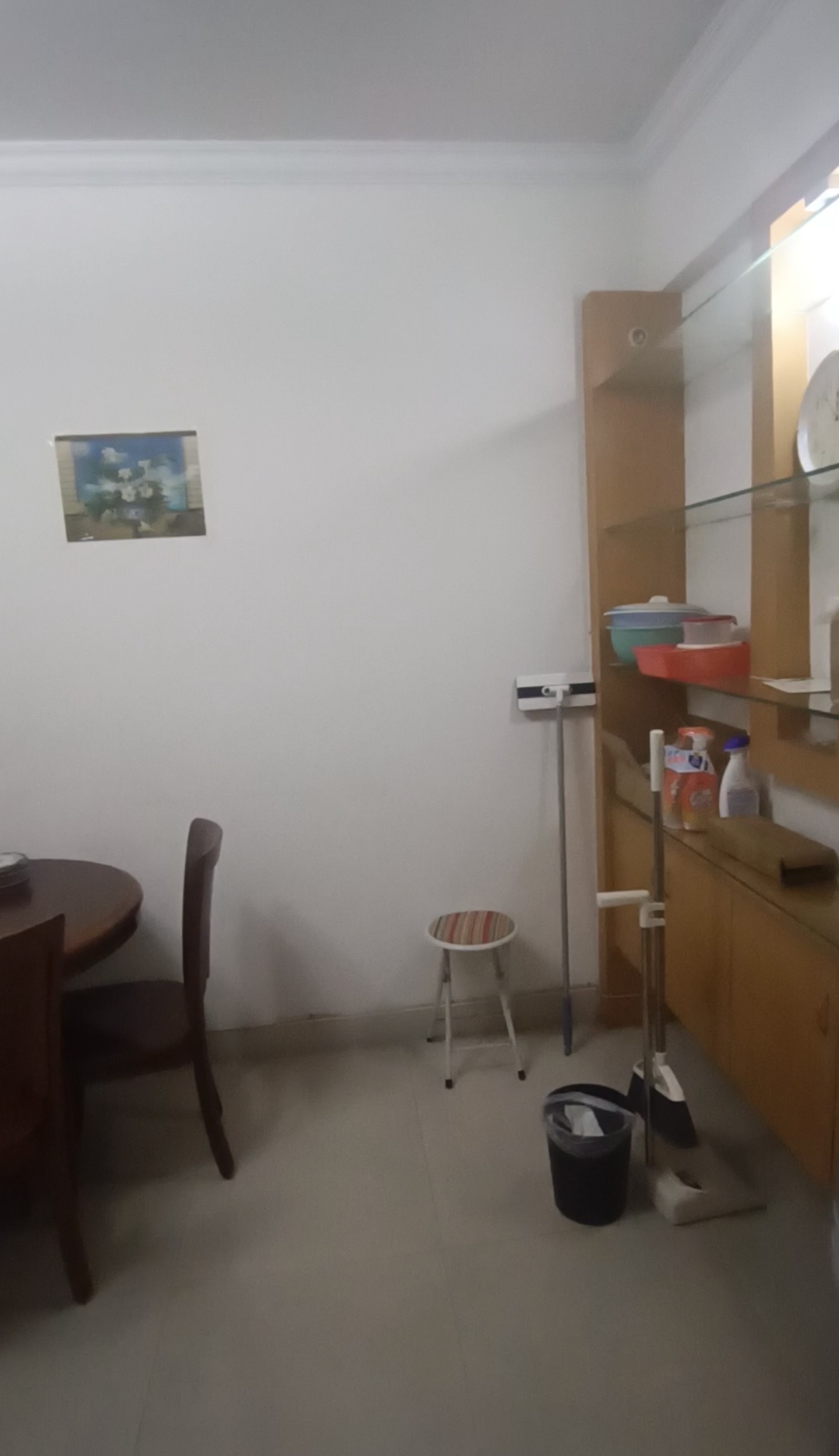 京江花园  3室2厅2卫    2700.0元/月室内图