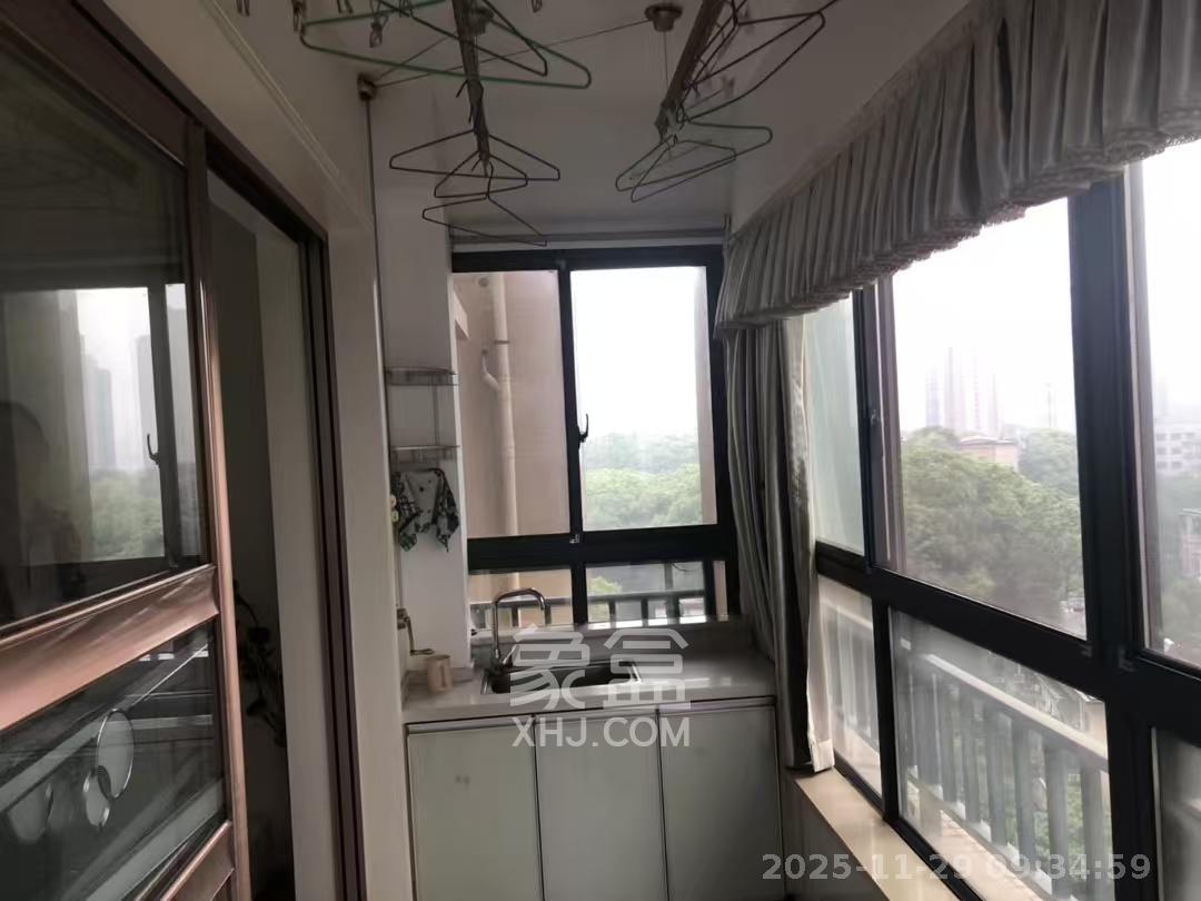 香樟兰亭（朗峰苑）  4室2厅1卫    2450.0元/月室内图