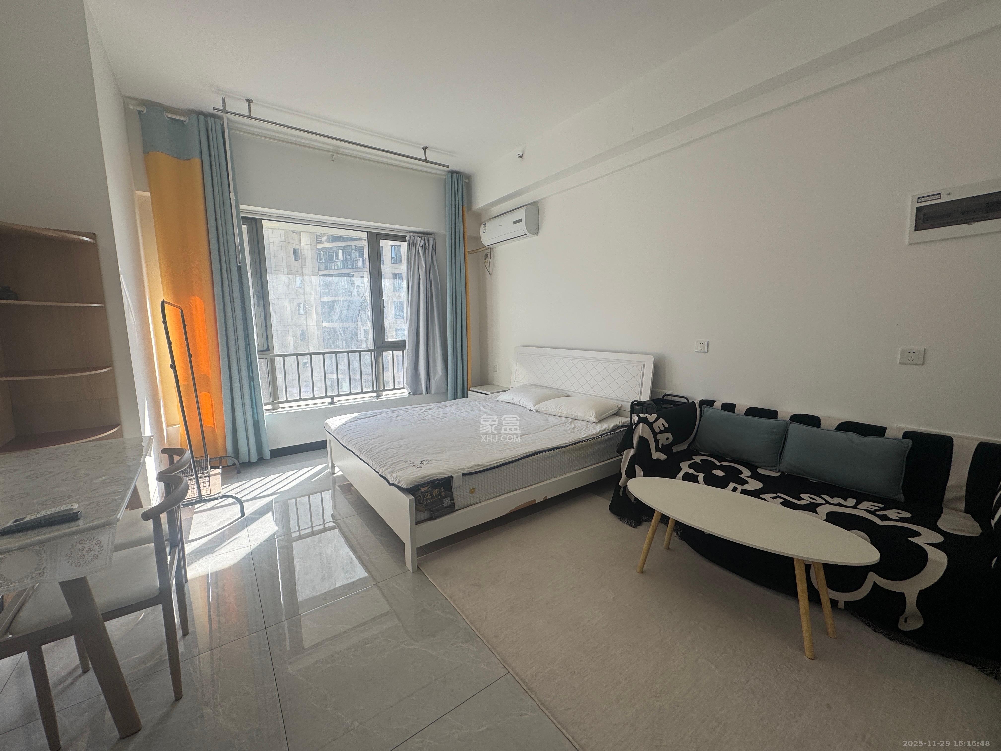 梅溪湖金茂湾 2室2厅1卫 1700.0元/月 梅溪湖金茂湾 2室2厅1卫 1700.0元/月室内图