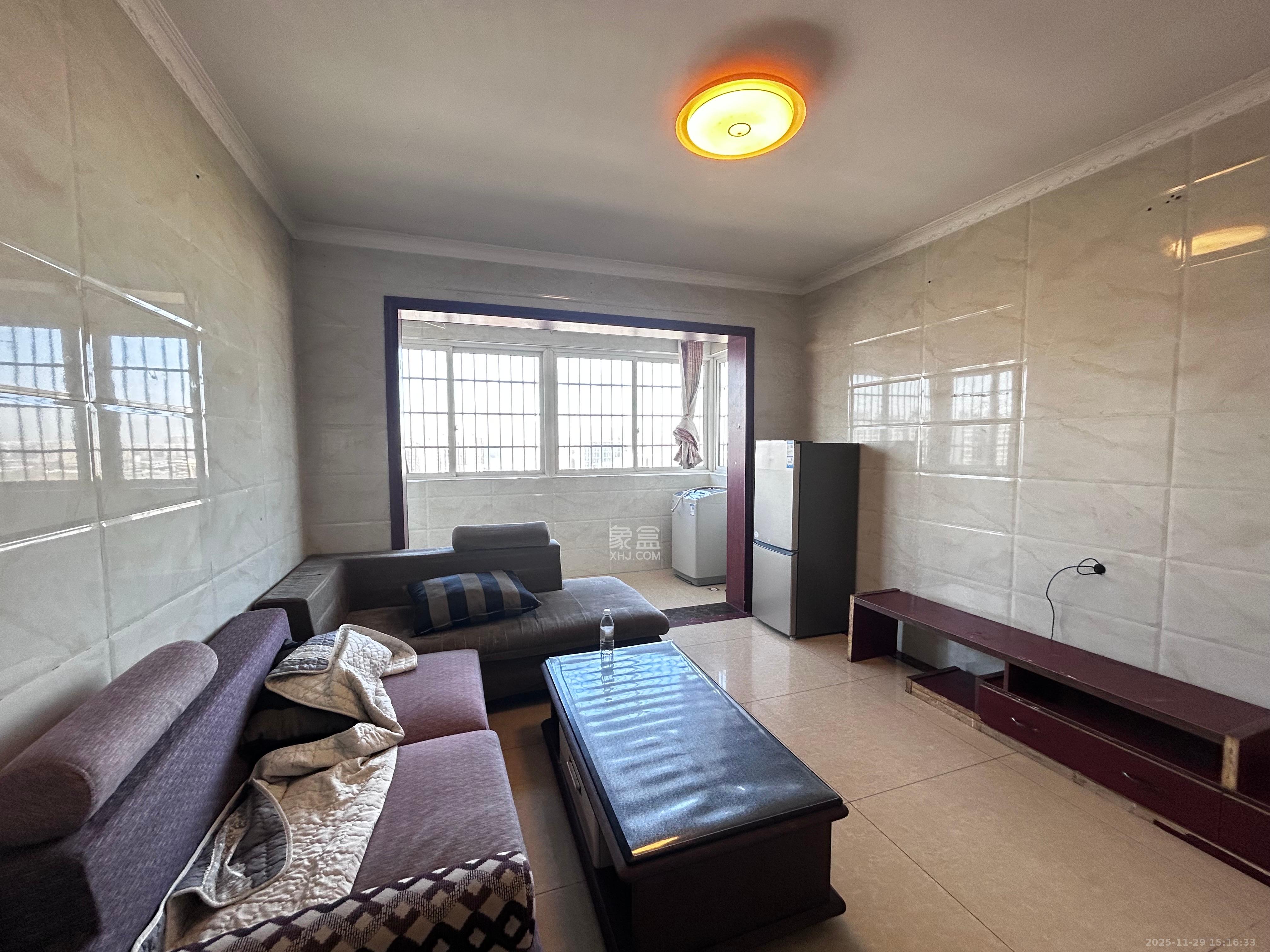 星城新宇黎雅苑  3室1厅1卫    2100.0元/月