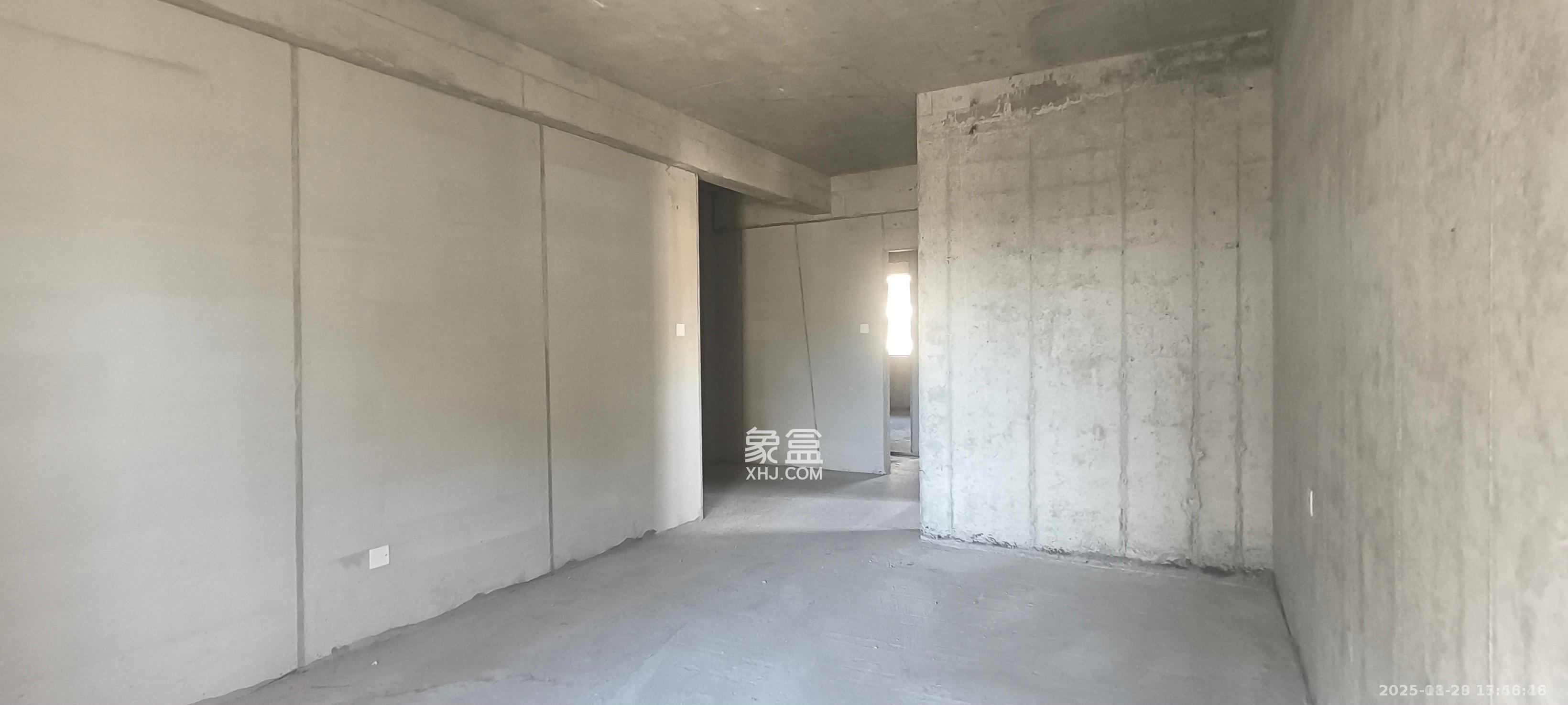 润和星河玥  3室2厅2卫    2000.0元/月室内图