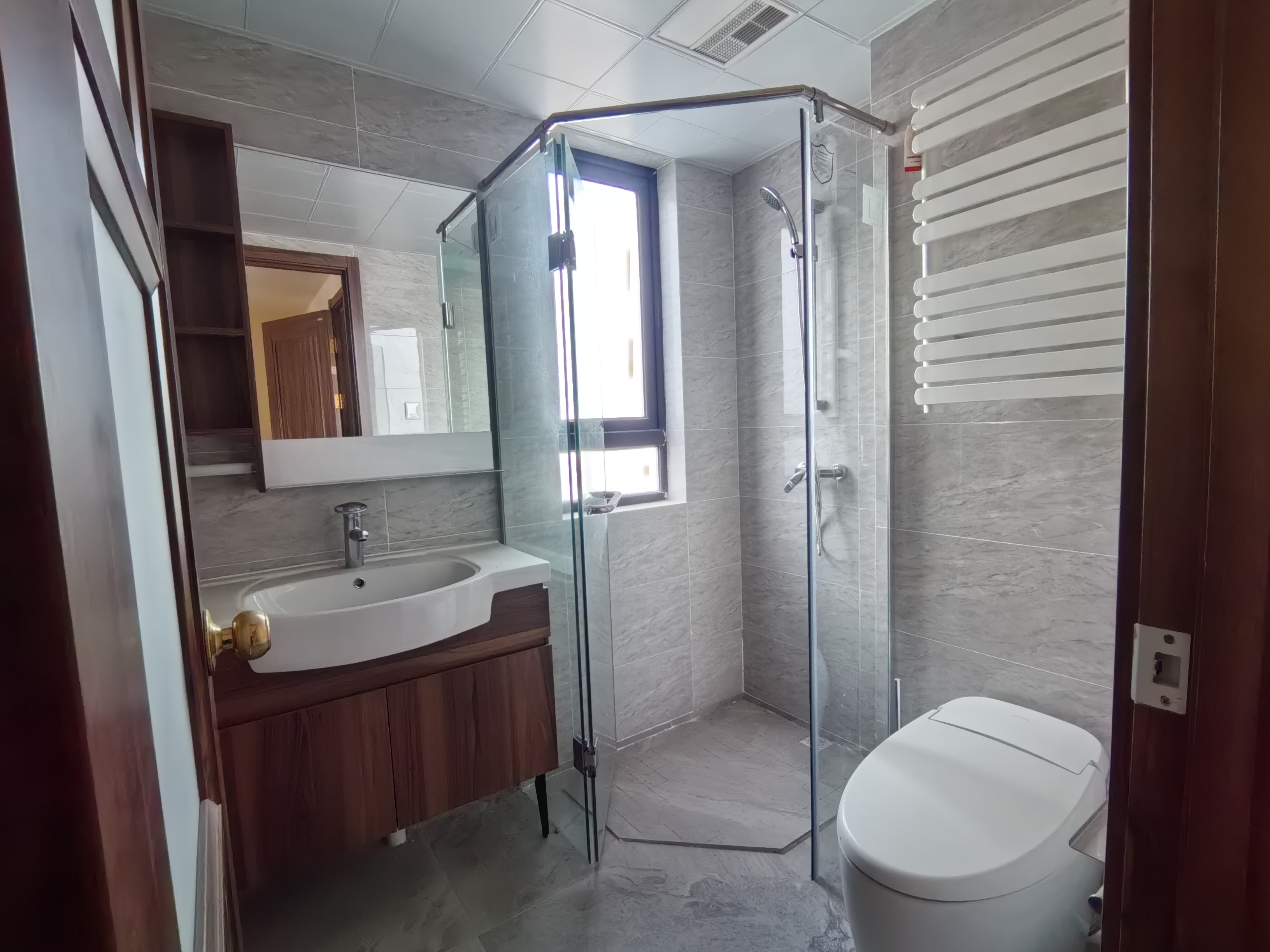 碧桂园翘楚棠  4室2厅2卫    79.8万卫生间