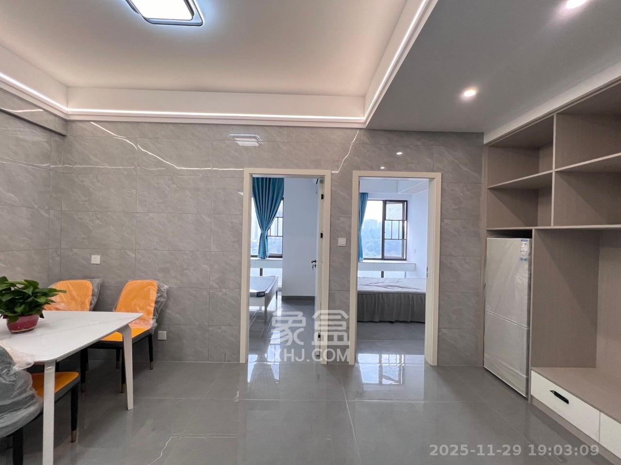 鄱阳汇金中心 1室0厅0卫 1800.0元/月 鄱阳汇金中心 1室0厅0卫 1800.0元/月室内图