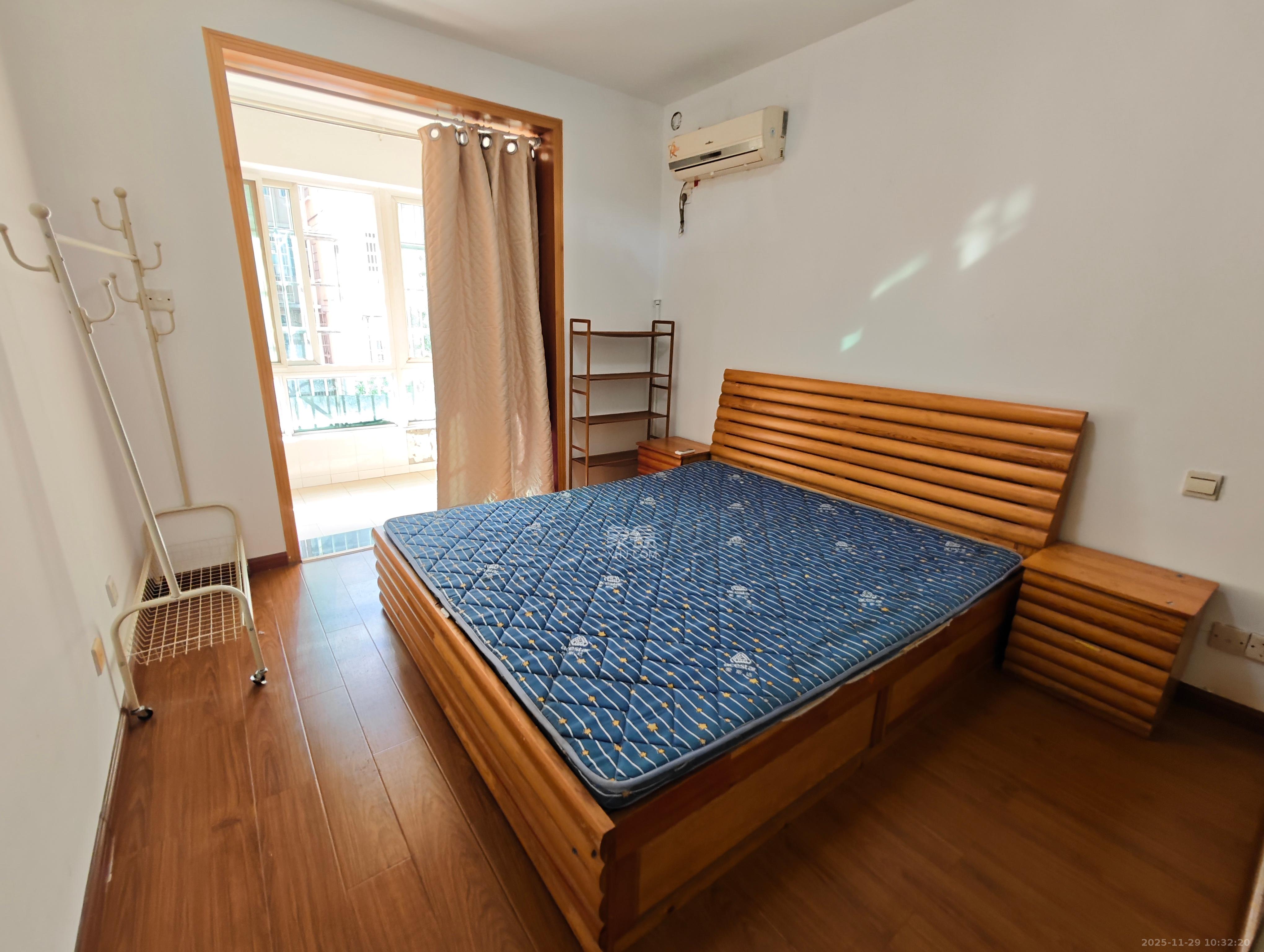 恩瑞麓山名园（龙王港小区）  2室2厅1卫    2000.0元/月室内图