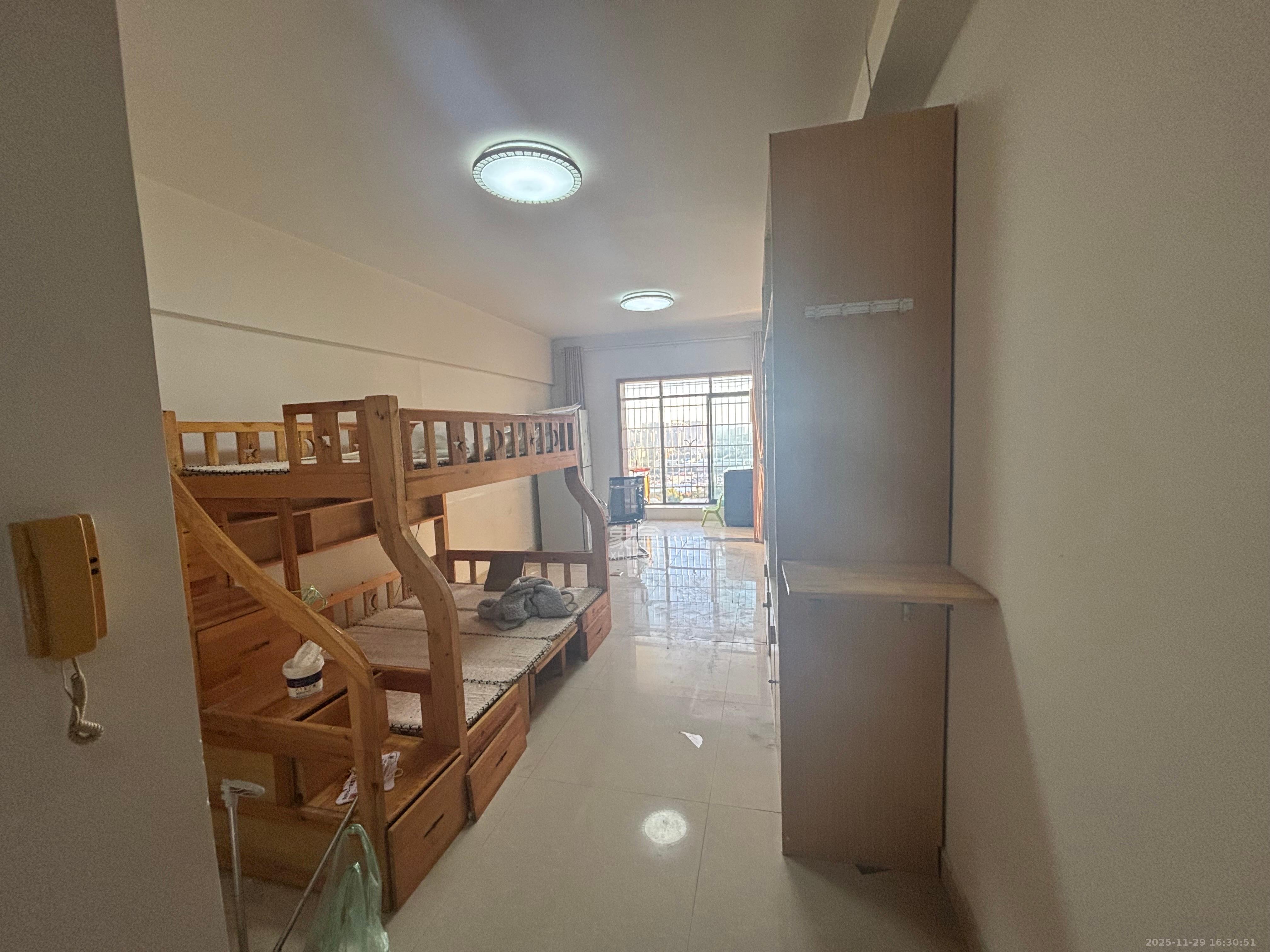 尚都花园城  1室0厅0卫    1000.0元/月室内图1