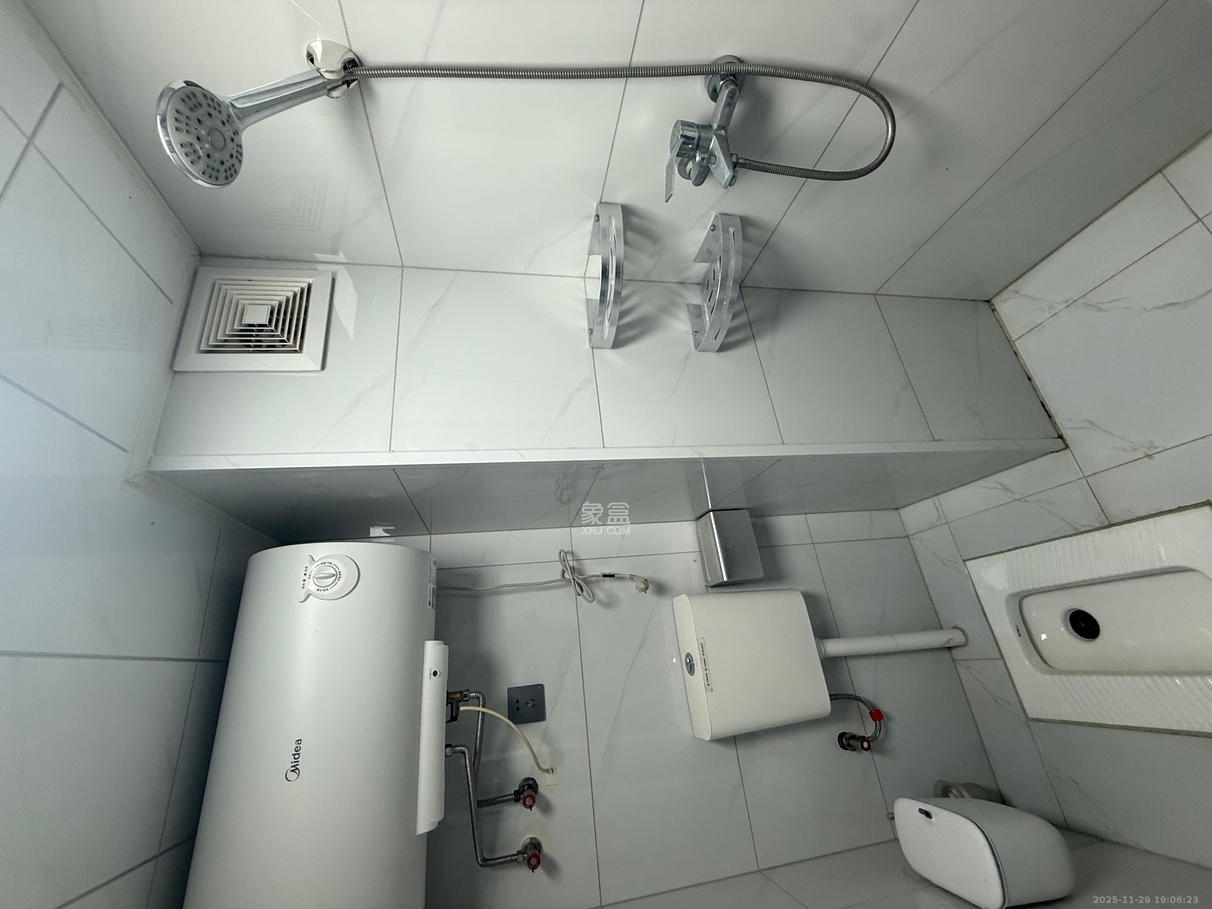 梅溪悦章 1室1厅1卫 1400.0元/月 梅溪悦章 1室1厅1卫 1400.0元/月室内图