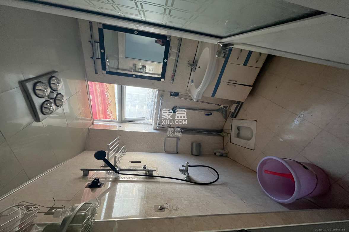 凯通国际城(凯通朝庭) 3室1厅1卫 2600.0元/月 凯通国际城(凯通朝庭) 3室1厅1卫 2600.0元/月室内图