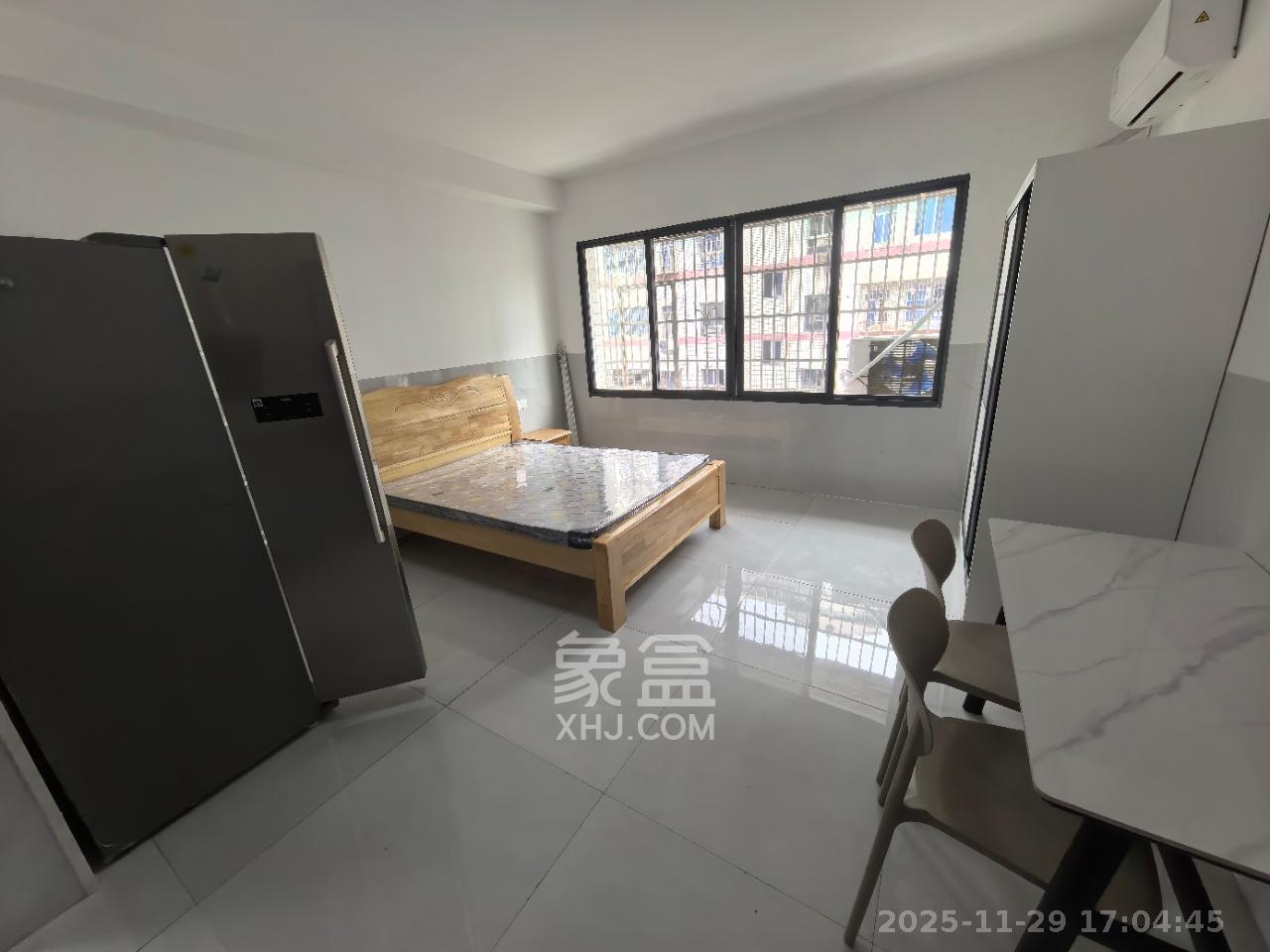 长沙金丰小区  1室1厅1卫    1500.0元/月