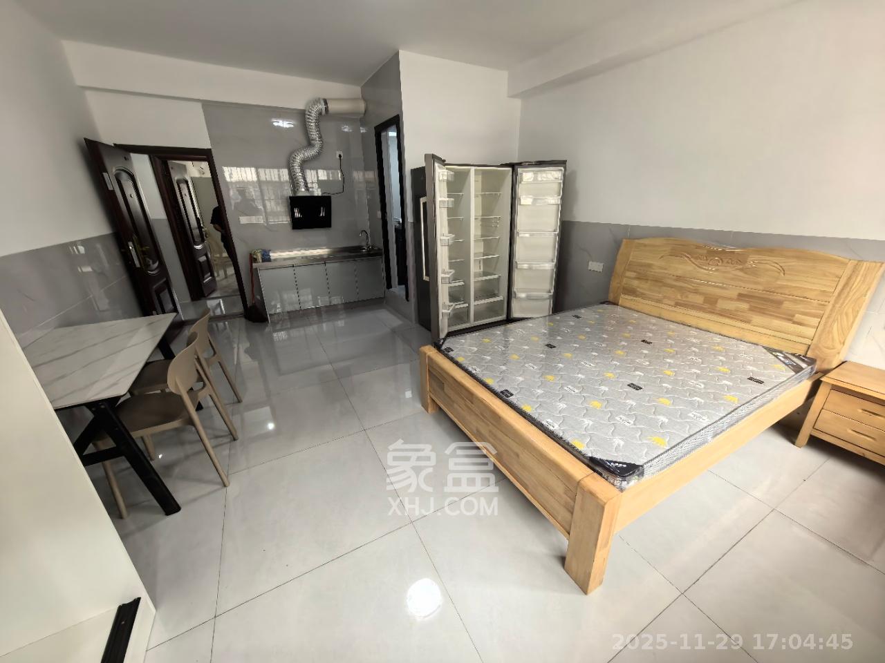 长沙金丰小区 1室1厅1卫 1500.0元/月 长沙金丰小区 1室1厅1卫 1500.0元/月室内图