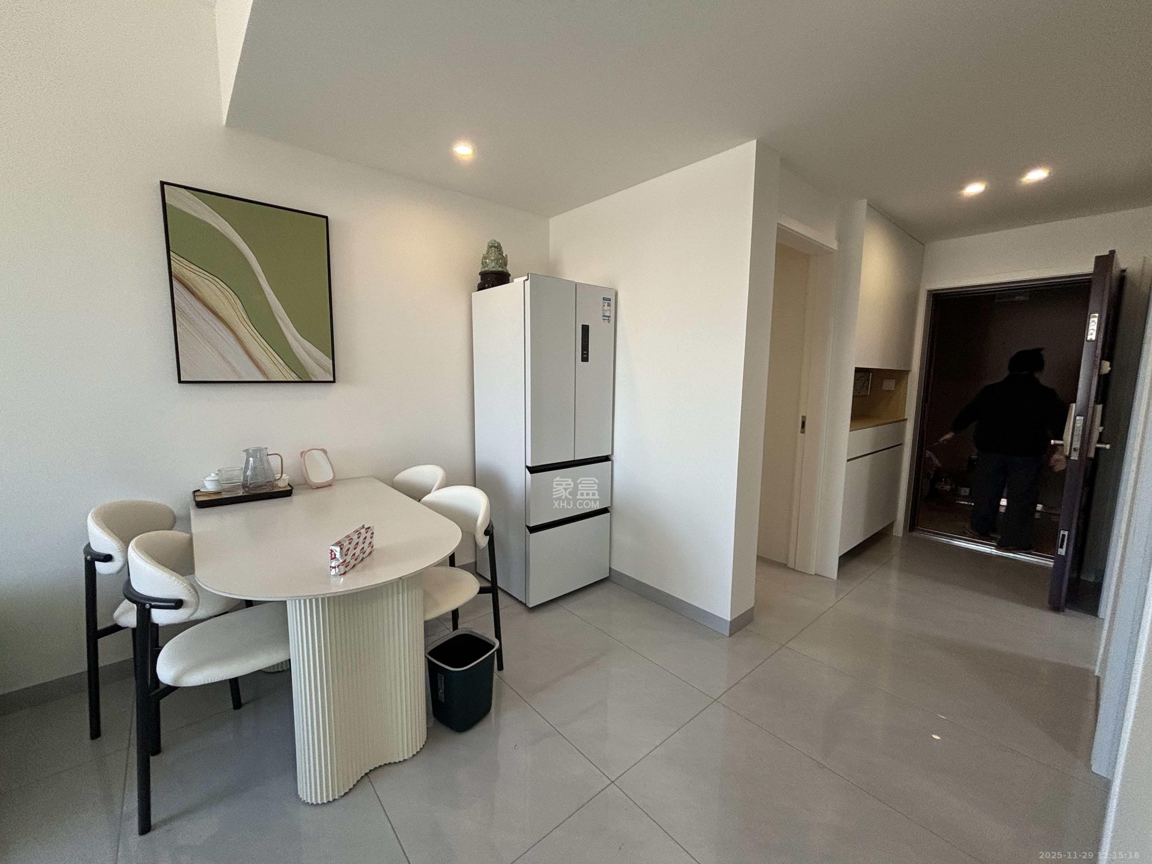 蓝光雍锦半岛   65.41㎡      1900.0元/月室内图