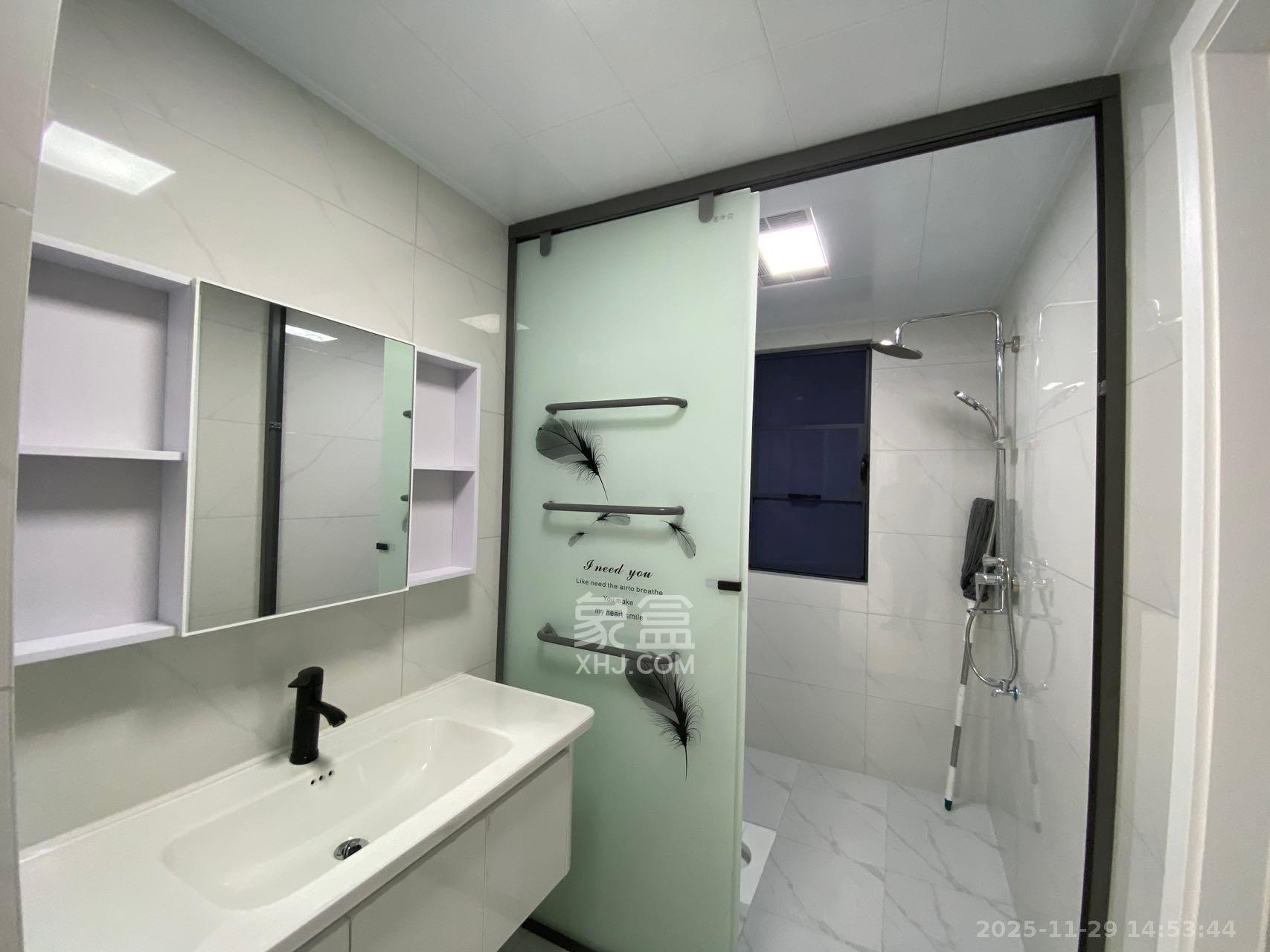 润和星河玥  3室2厅1卫    2400.0元/月室内图