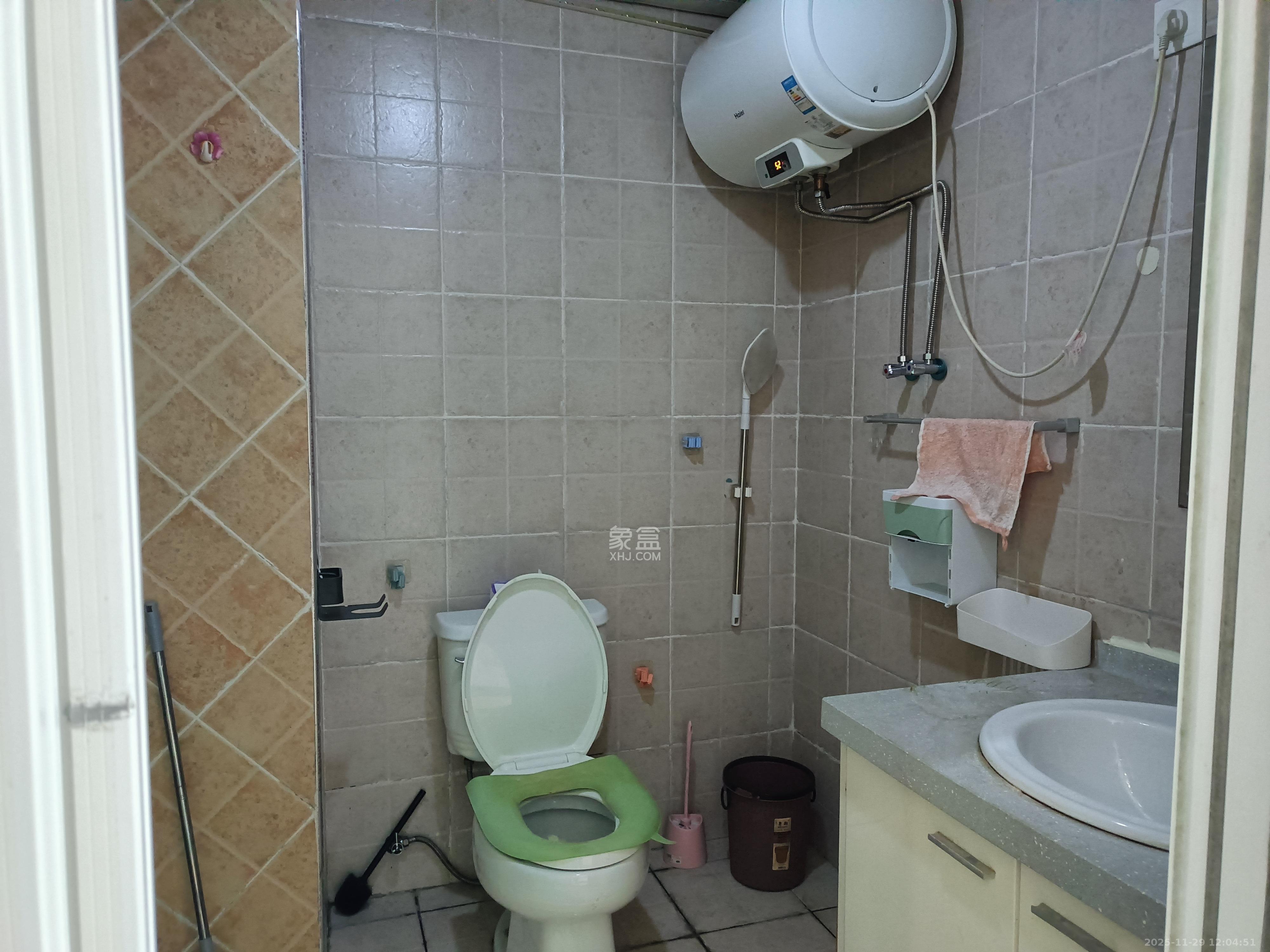 昊天大厦  1室1厅1卫    2000.0元/月室内图