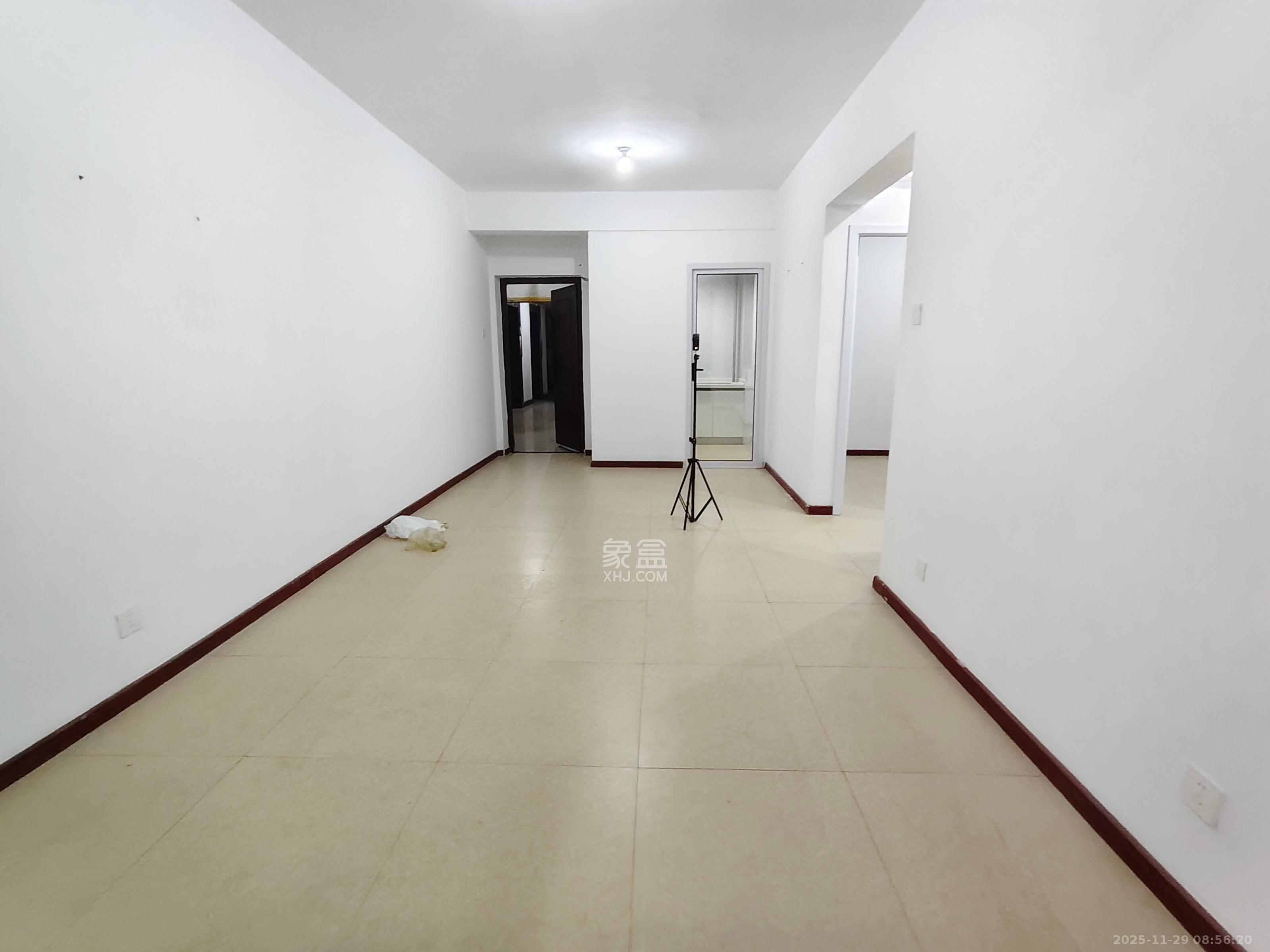 凯通国际城（凯通朝庭）  2室1厅1卫    2200.0元/月