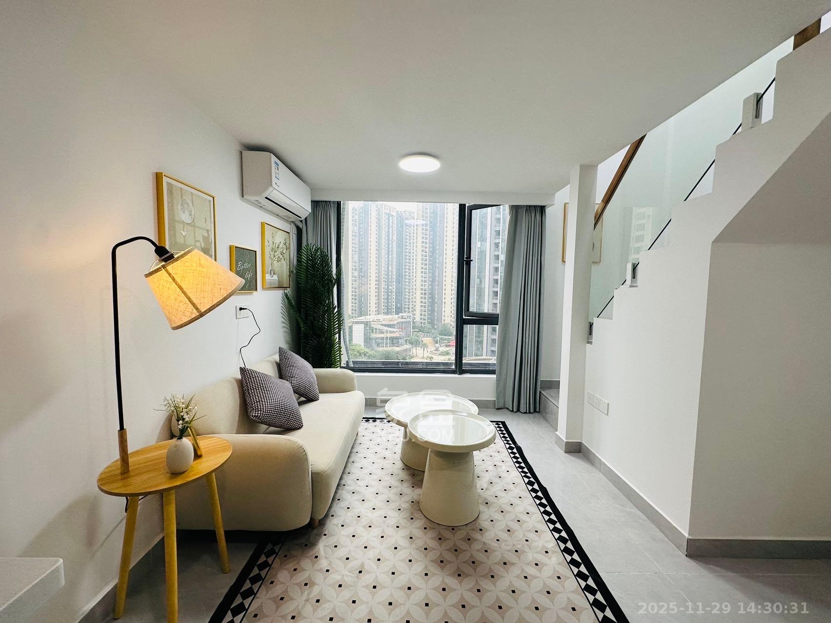 力高凤凰新天  2室2厅1卫    2480.0元/月