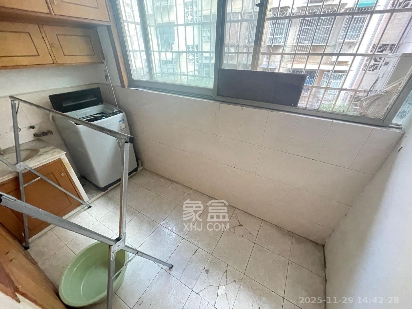 南园小区  2室2厅1卫    1500.0元/月室内图