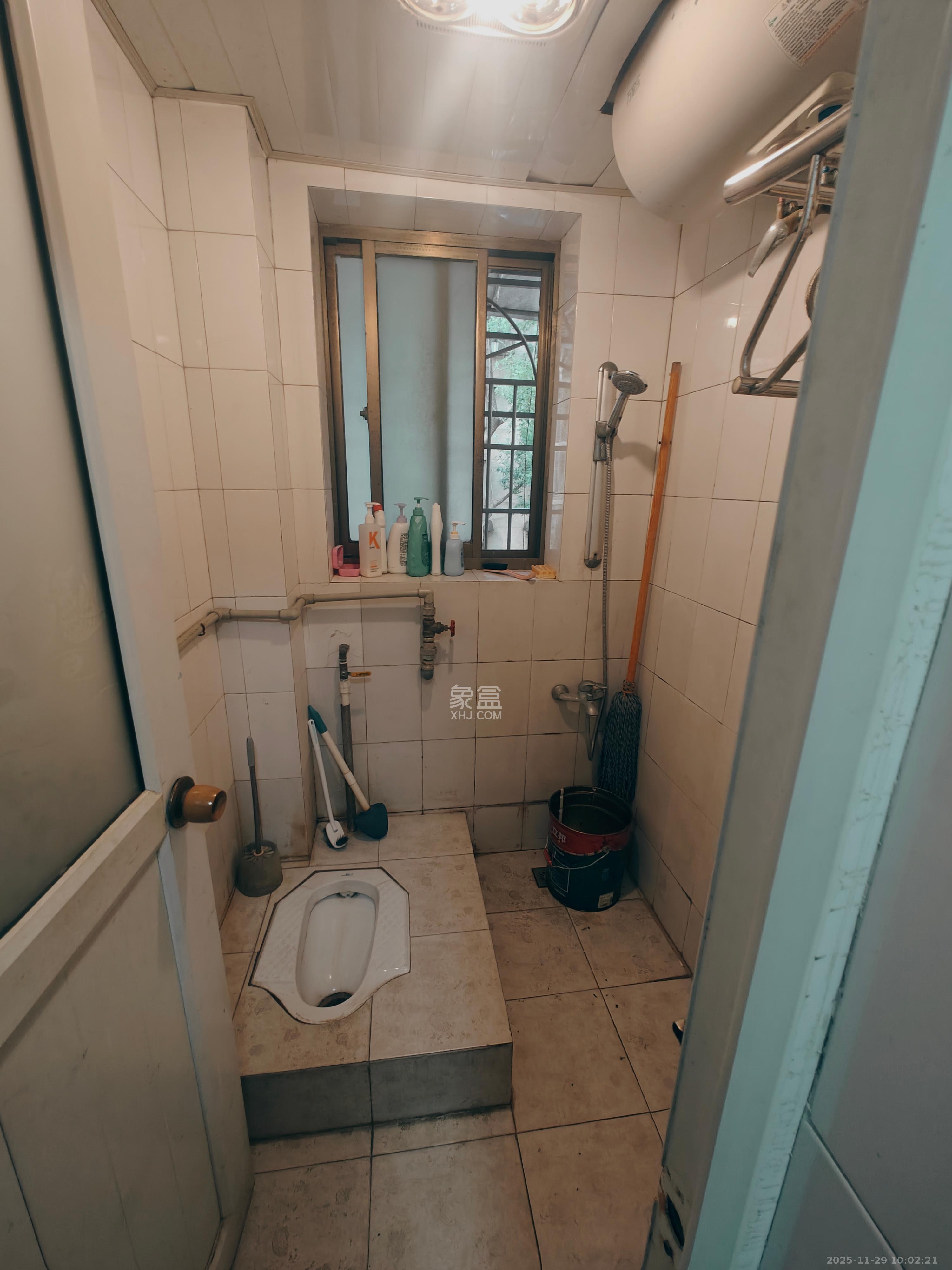 英才园三片 3室2厅1卫 2300.0元/月 英才园三片 3室2厅1卫 2300.0元/月室内图