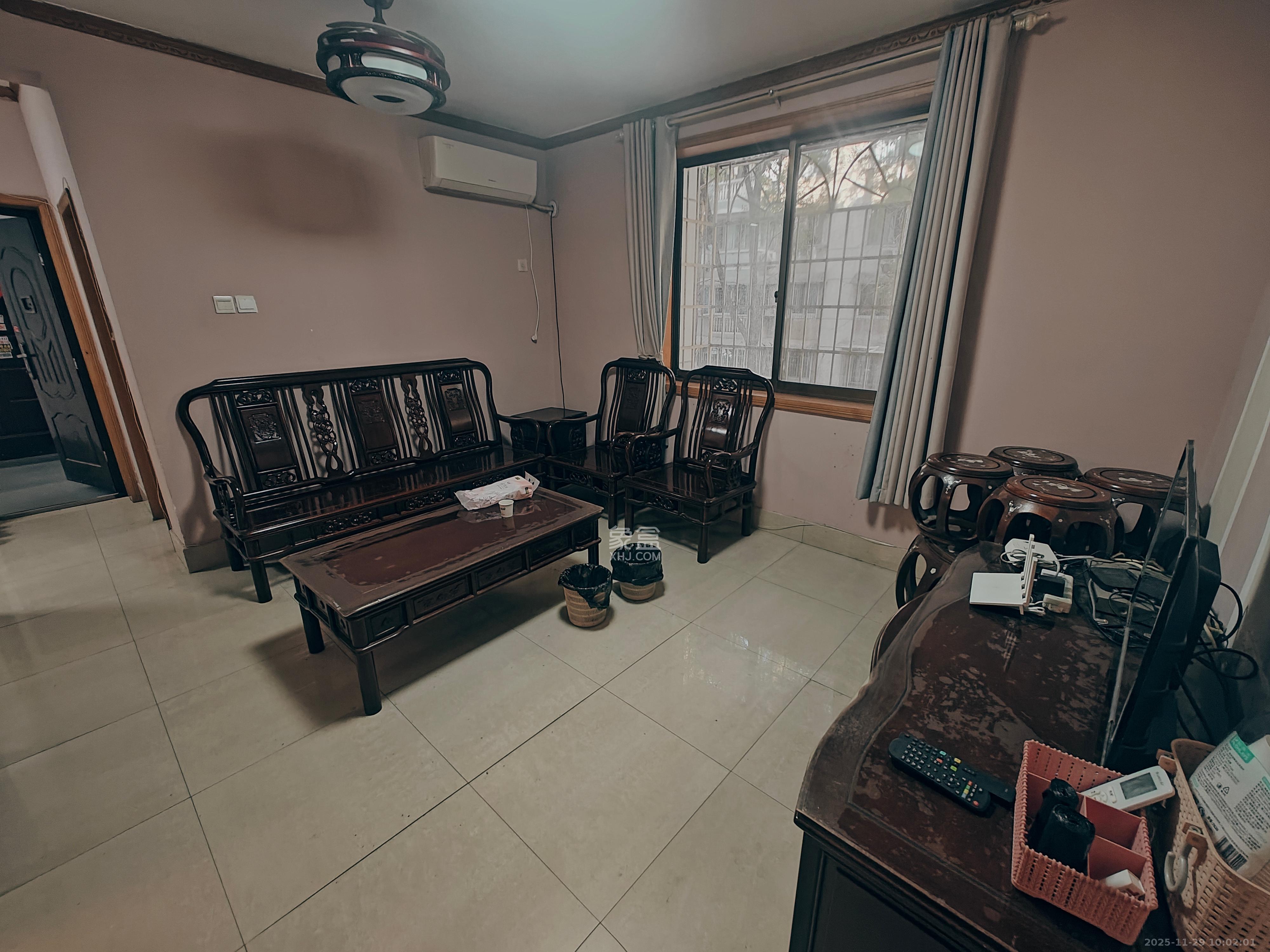 英才园三片 3室2厅1卫 2300.0元/月 英才园三片 3室2厅1卫 2300.0元/月室内图