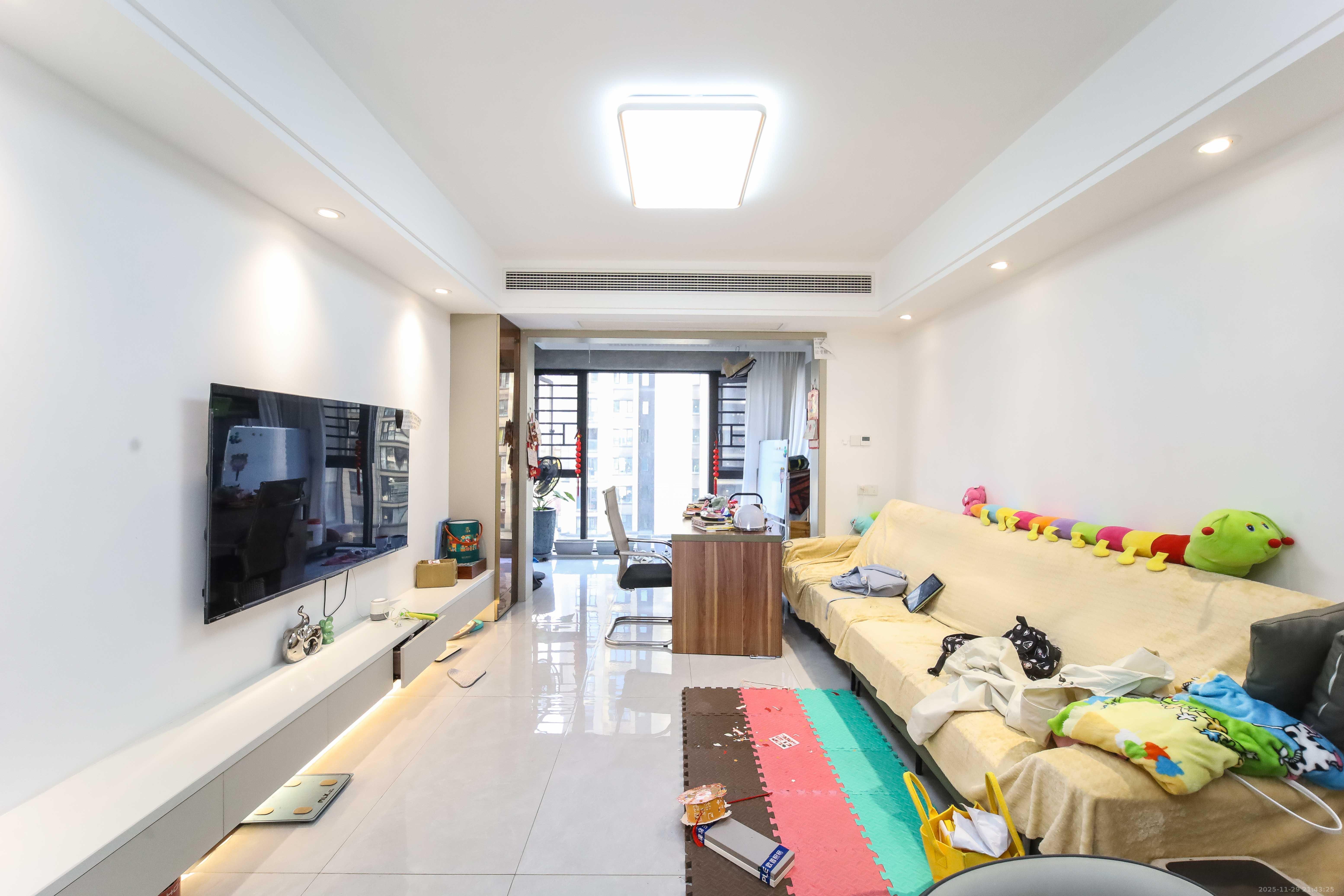 南益名士豪庭  4室2厅2卫    148.0万